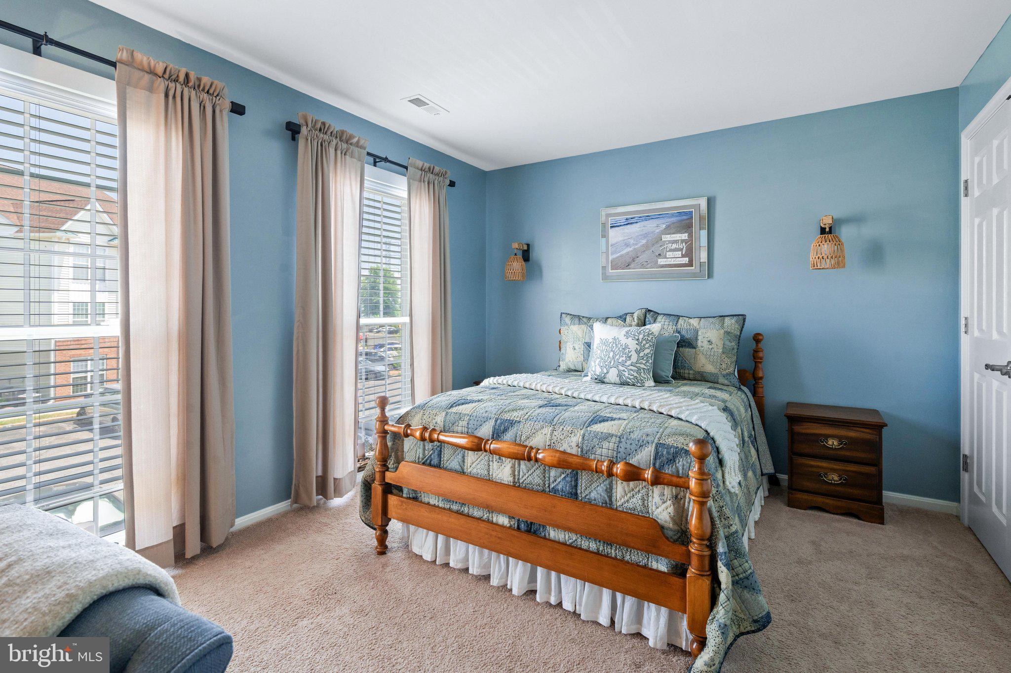 ECHO GLEN - Residential