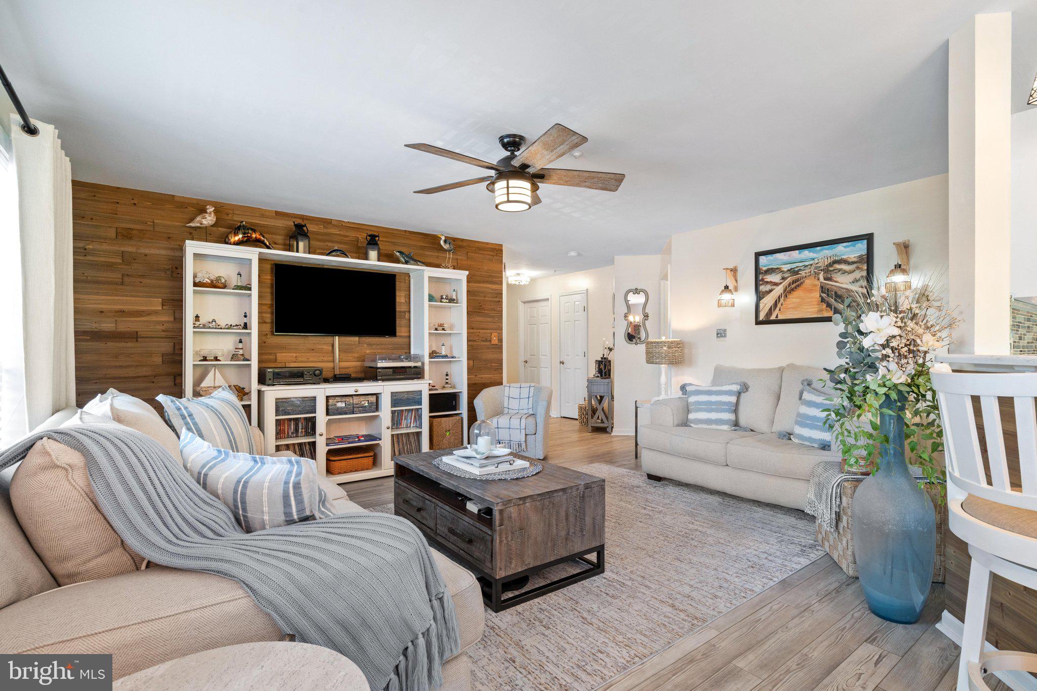 ECHO GLEN - Residential