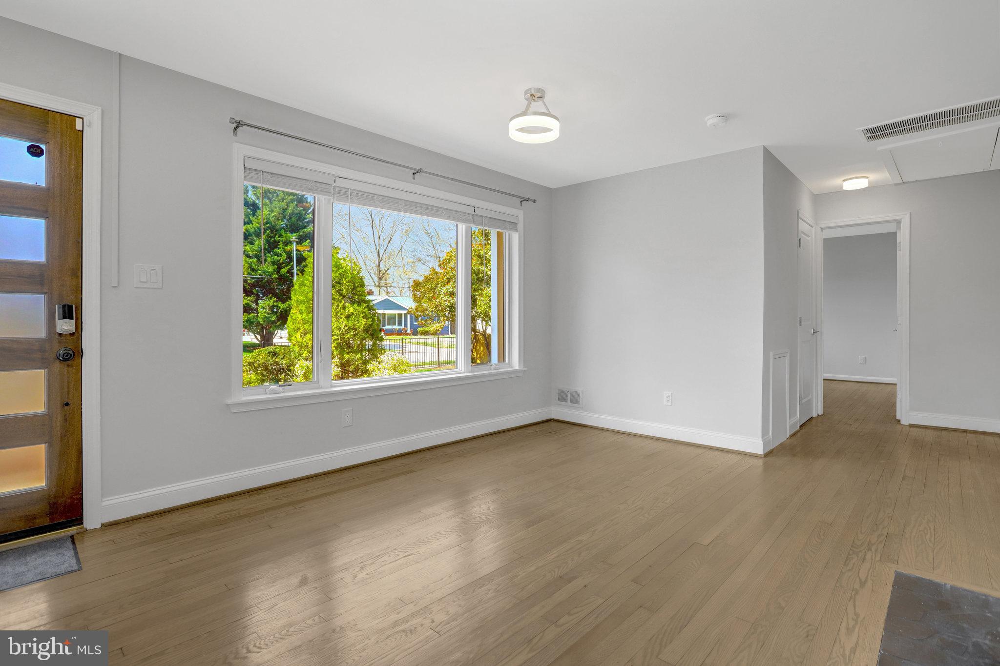 MT VERNON WOODS - Residential Lease
