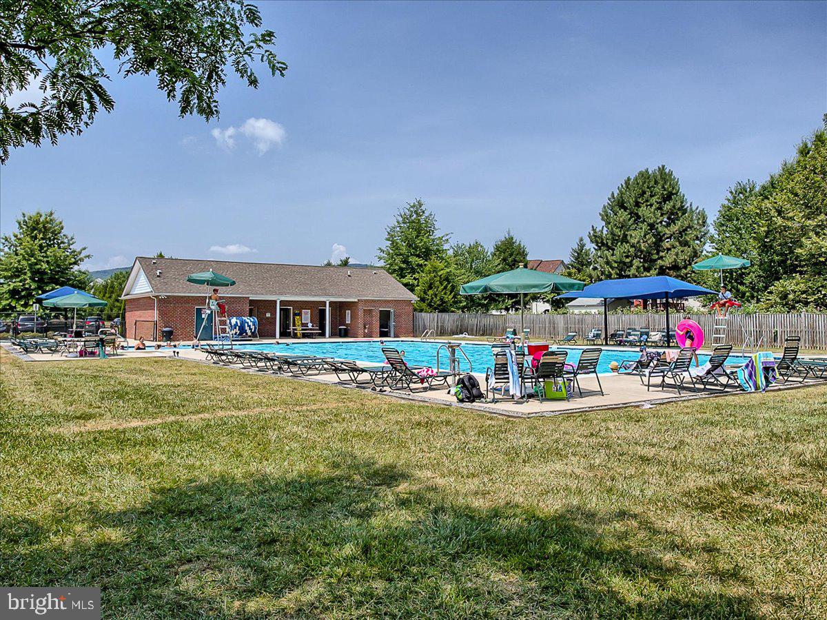 WHITTIER POND - Residential