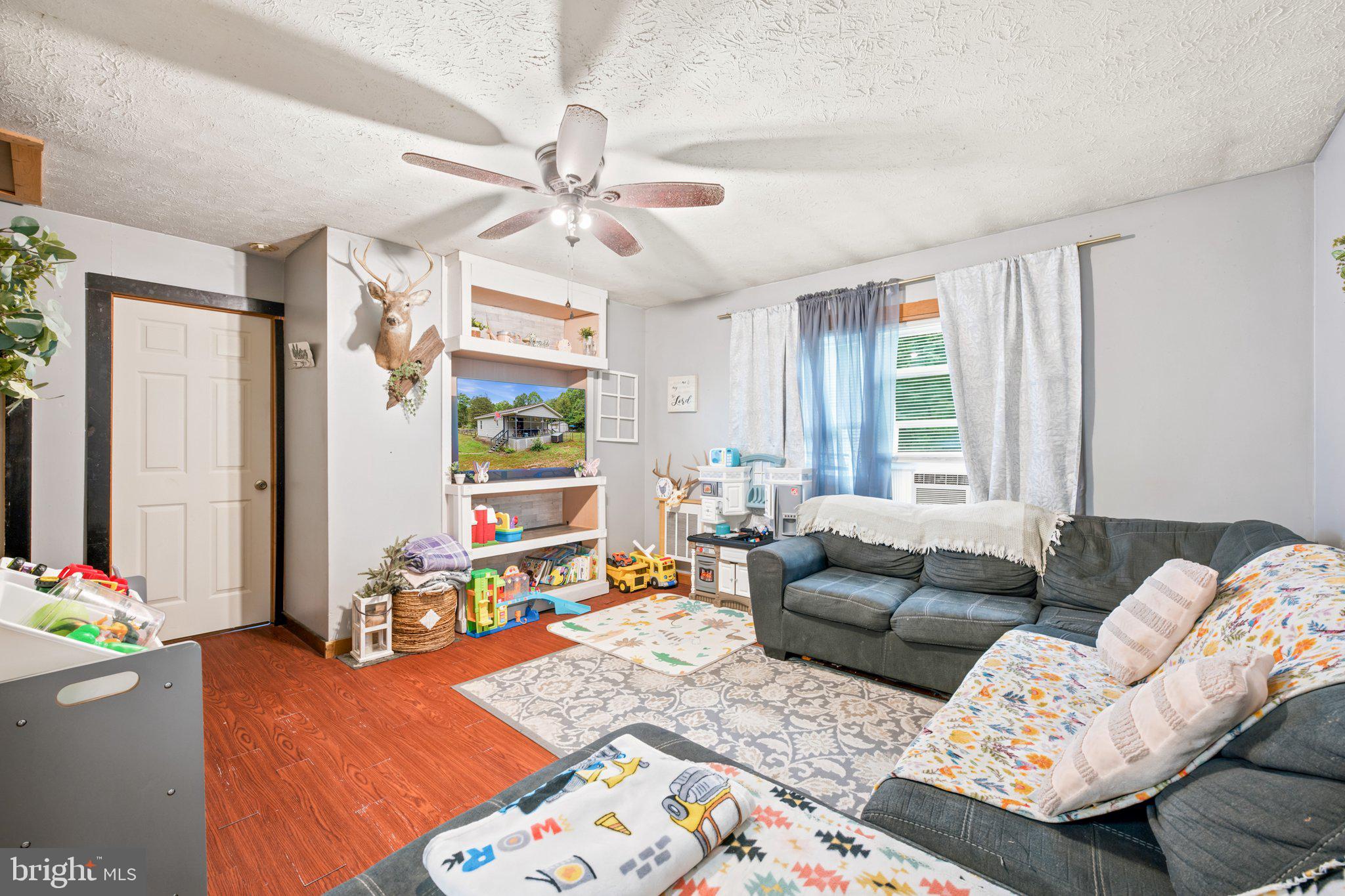 RITTERS HIDDEN VALLEY - Residential