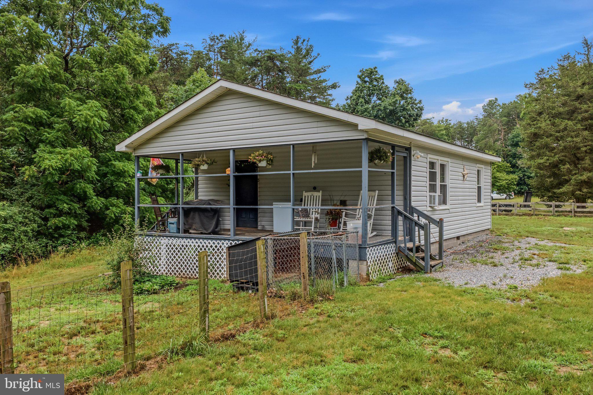 RITTERS HIDDEN VALLEY - Residential