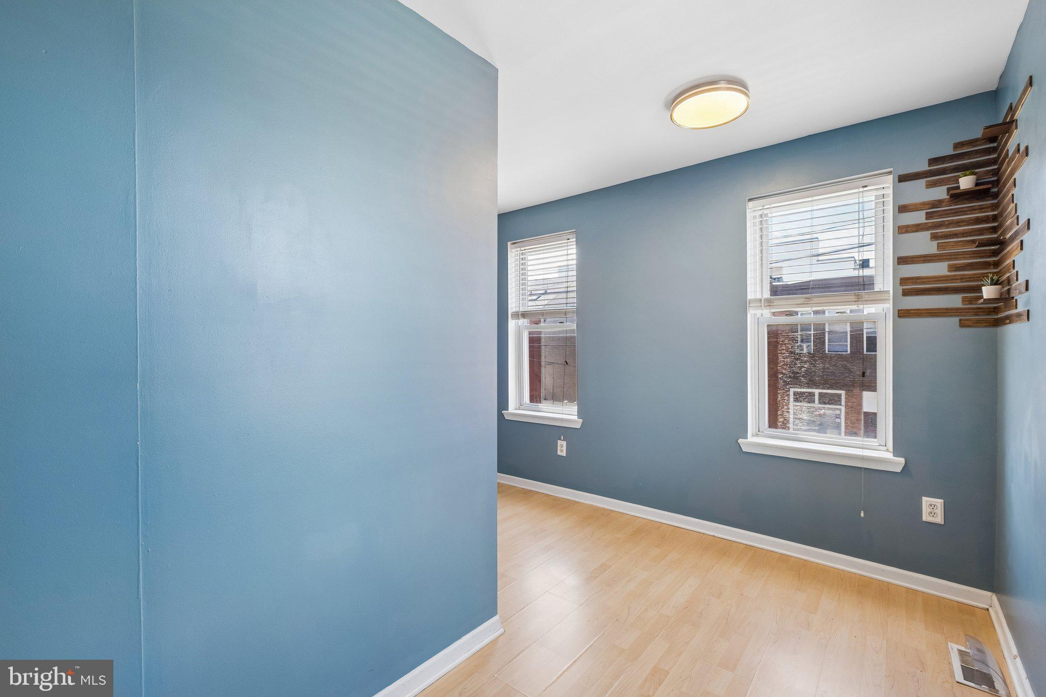 PORT RICHMOND - Residential