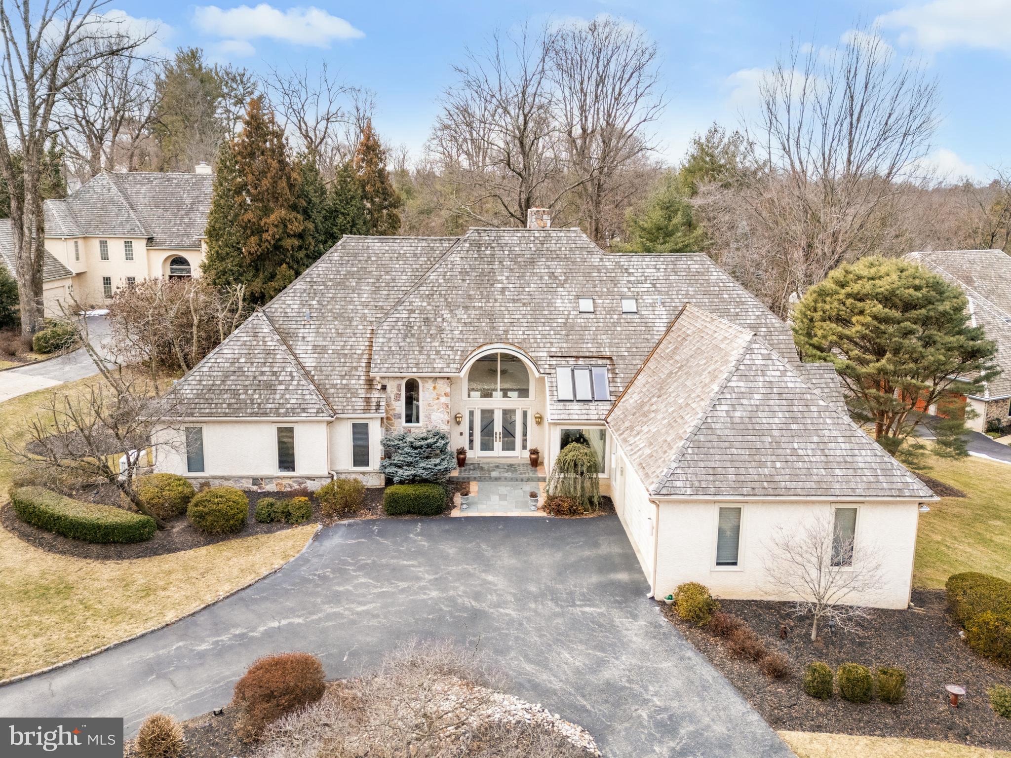 GLADWYNE - Residential