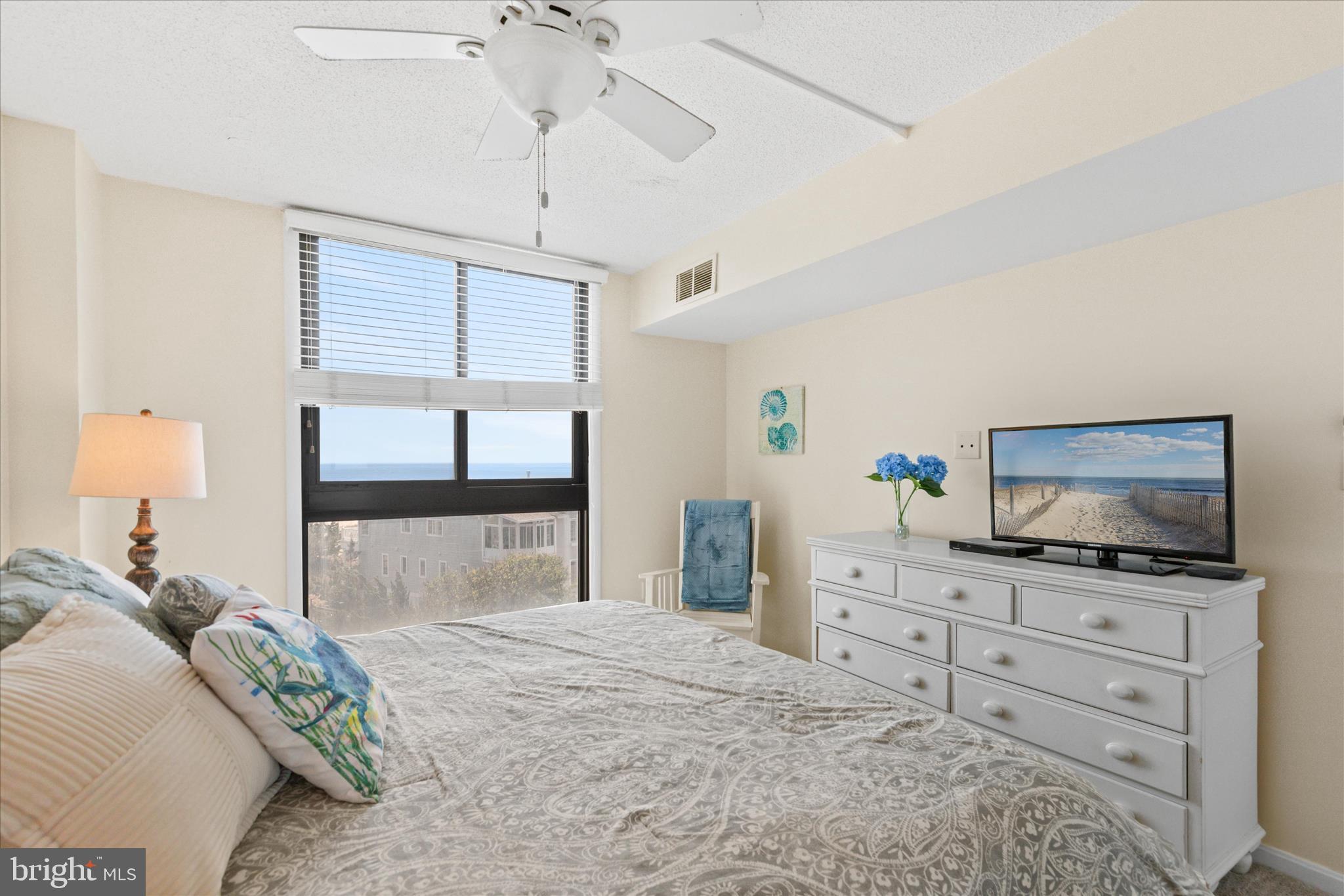 SEA COLONY EAST - Residential