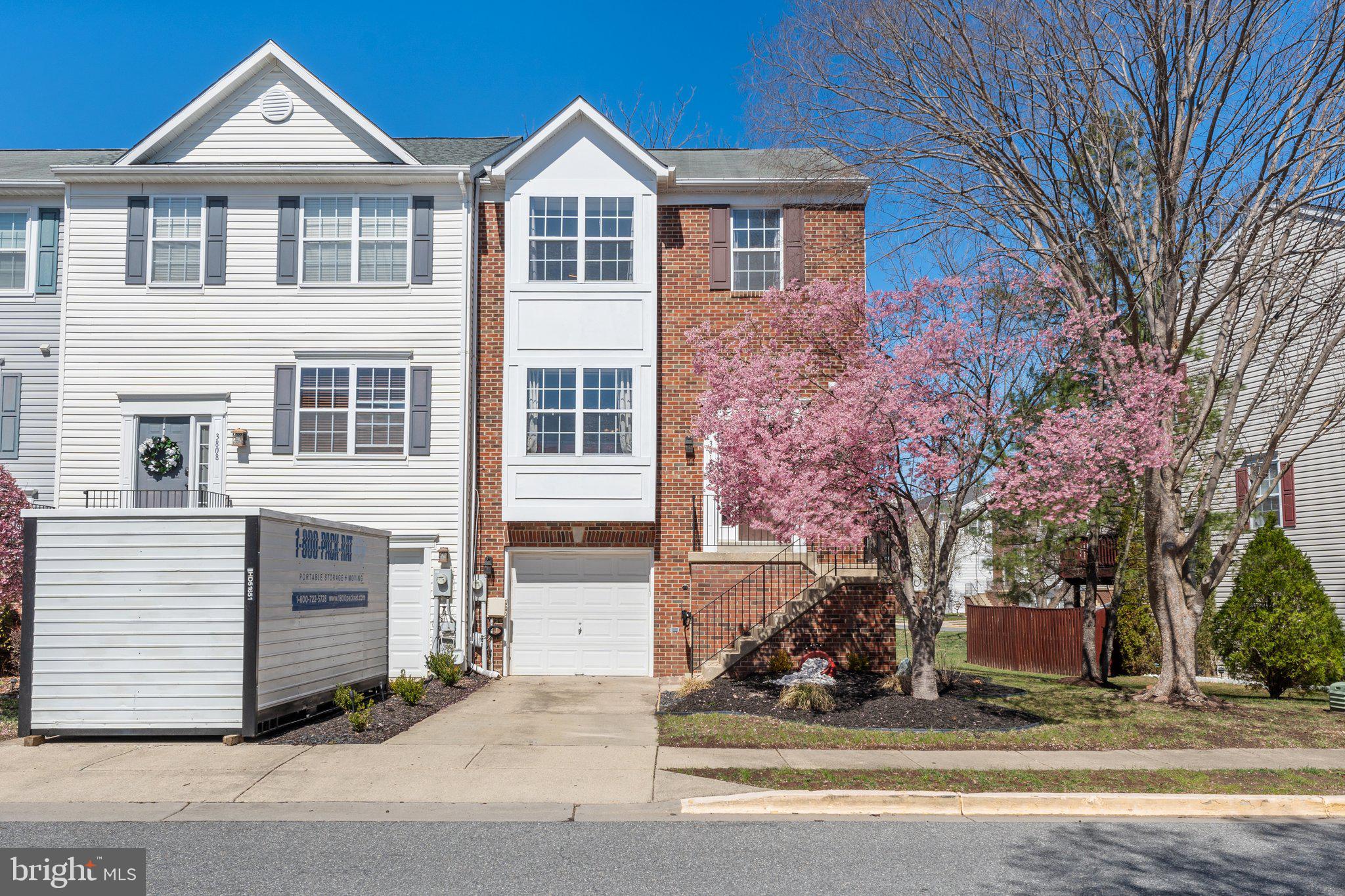 PIN OAK VILLAGE - Residential Lease