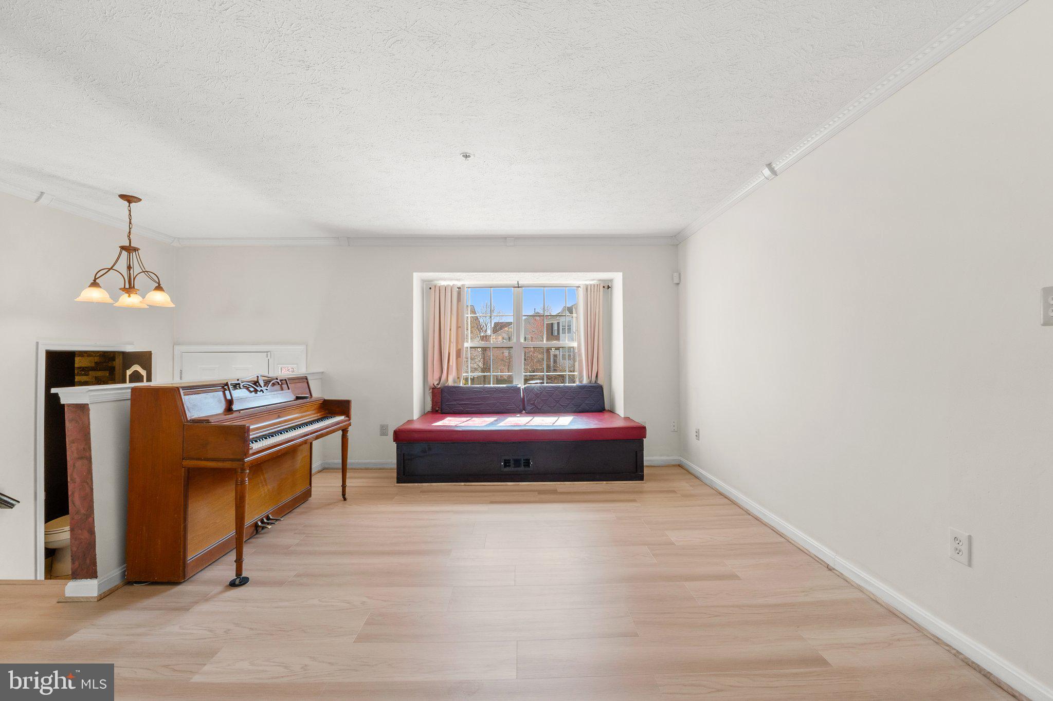 PIN OAK VILLAGE - Residential Lease