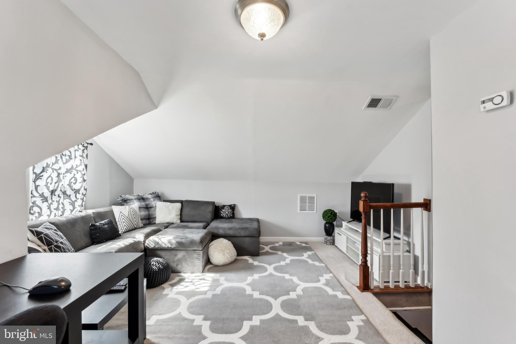 OLE LONGFIELD - Residential
