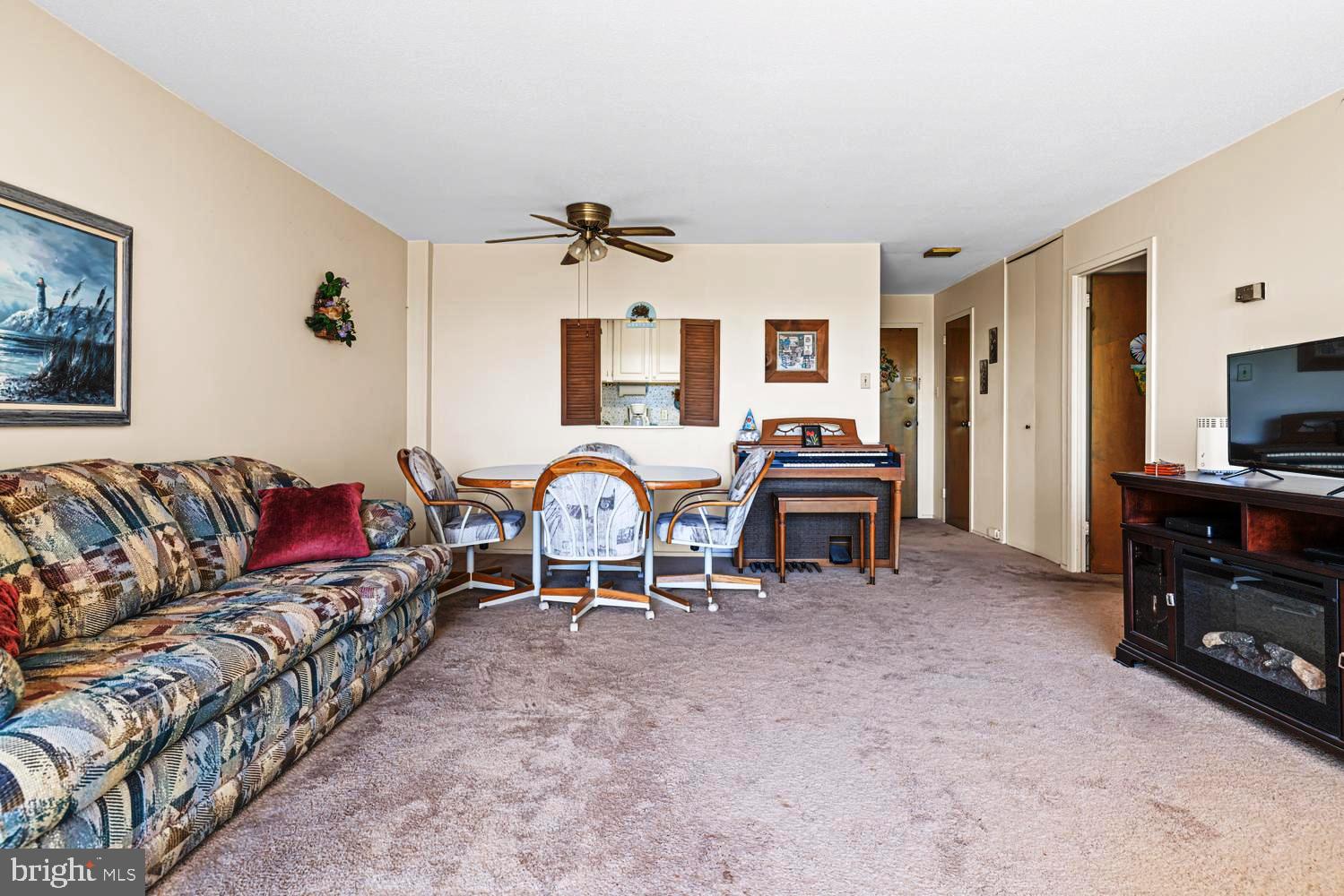 BEAVER HILL - Residential
