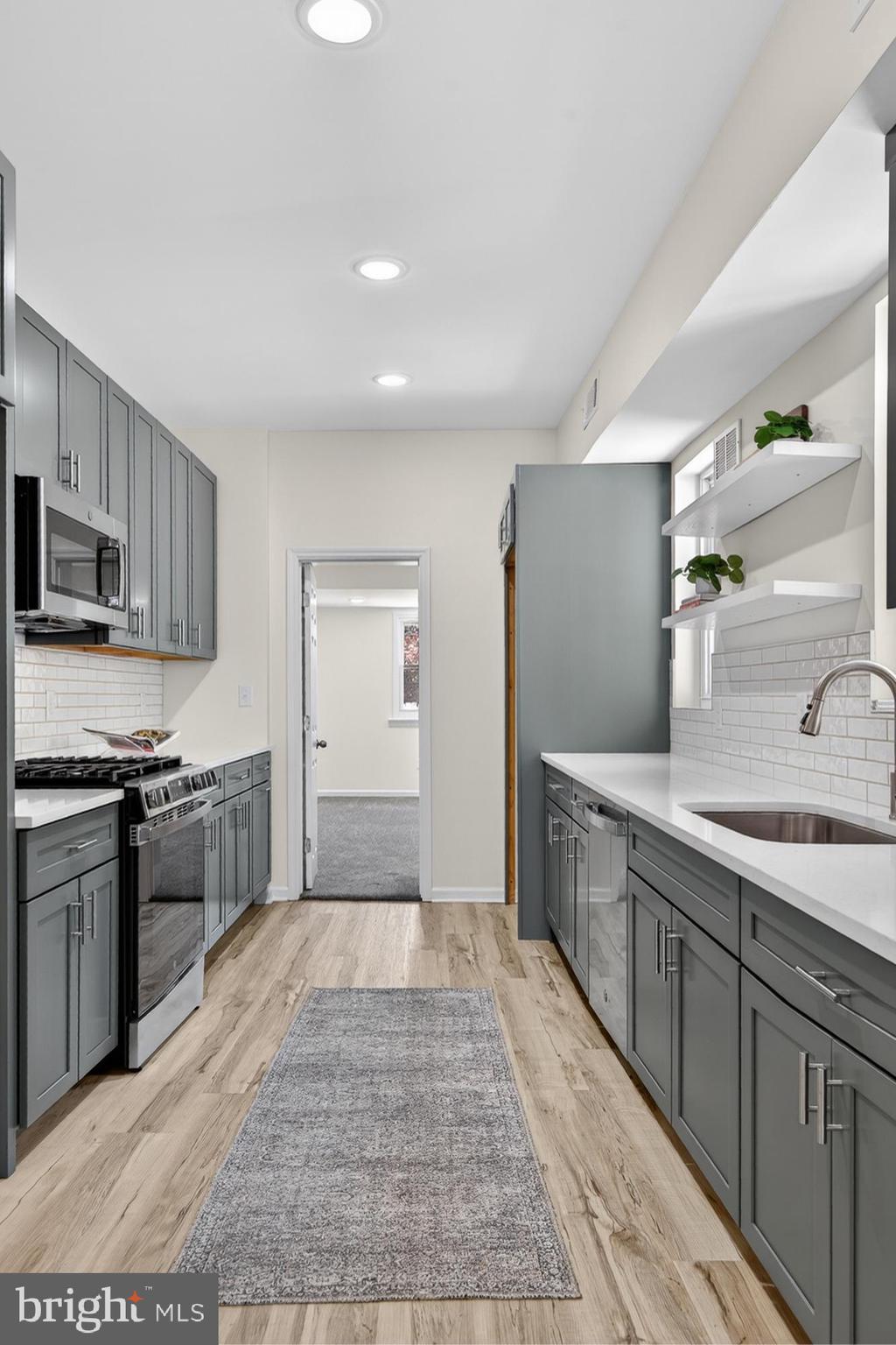 COLUMBIA BOROUGH - Residential