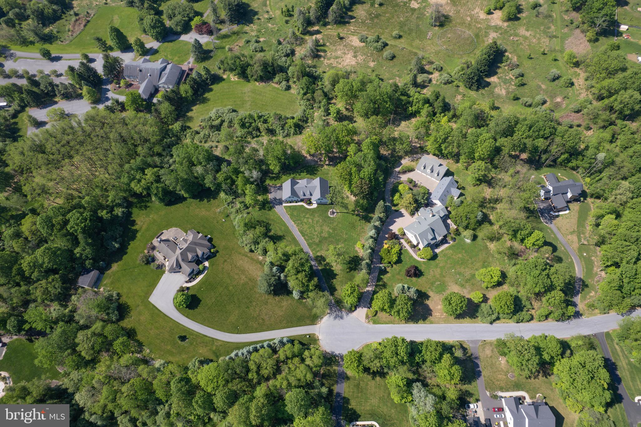 WOODLAND HILLS EST. - Residential