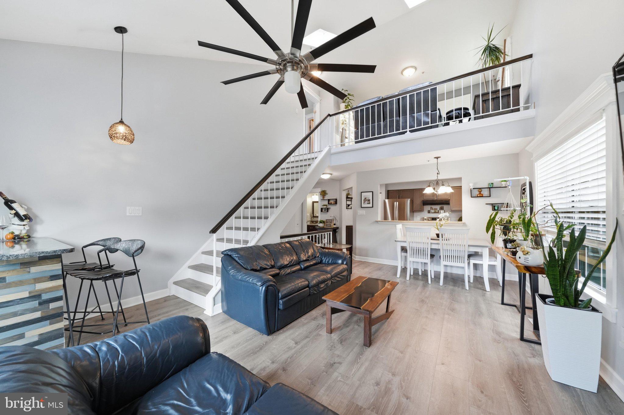 VILL AT MANCHESTER FARMS - Residential
