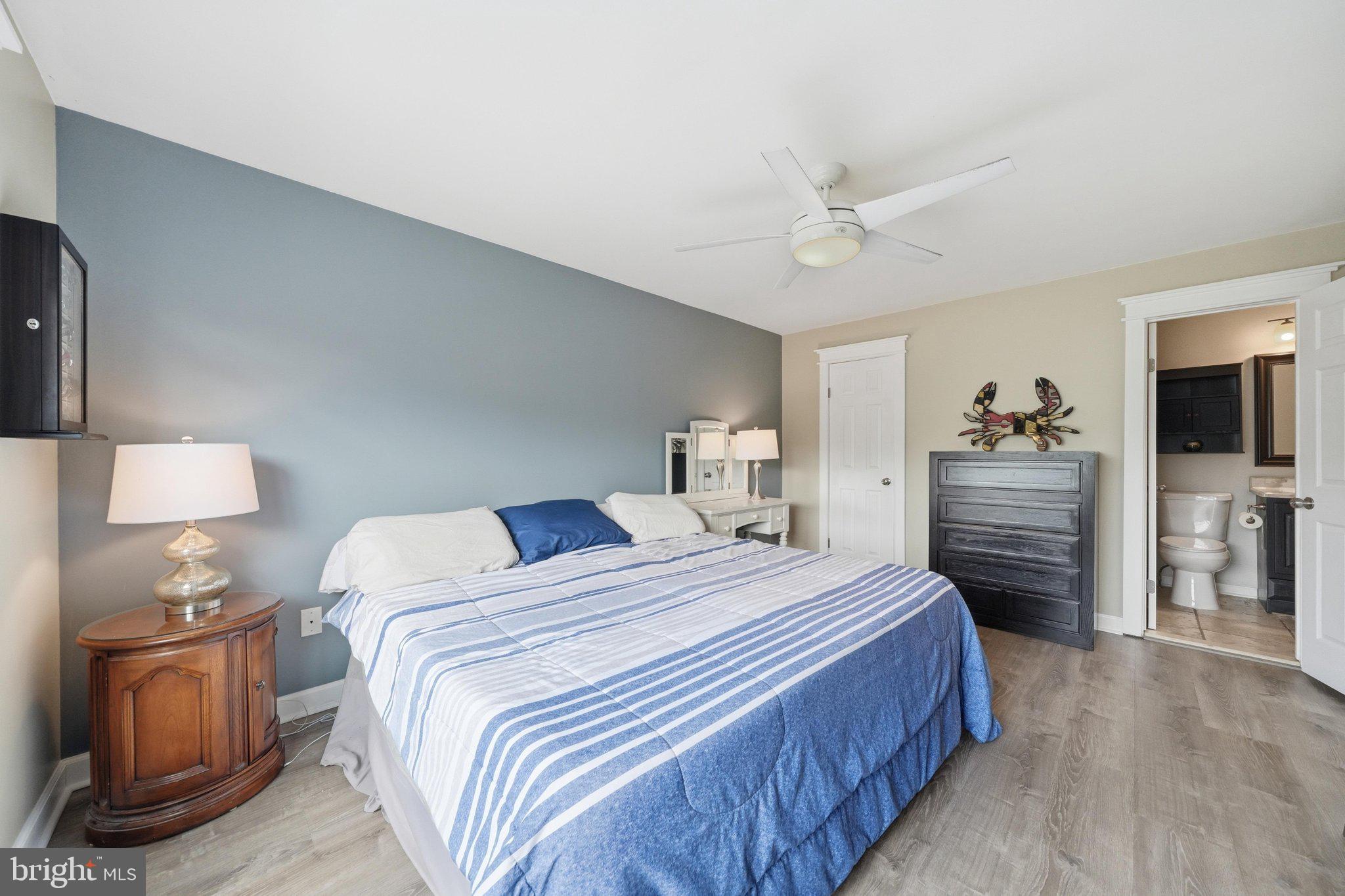 VILL AT MANCHESTER FARMS - Residential