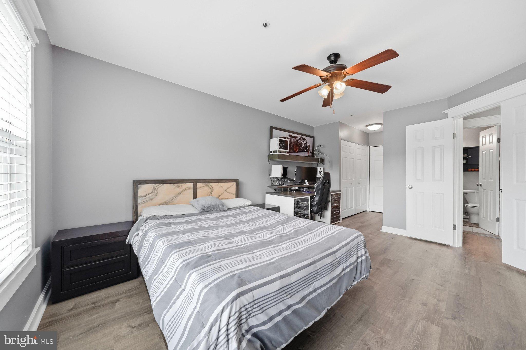 VILL AT MANCHESTER FARMS - Residential