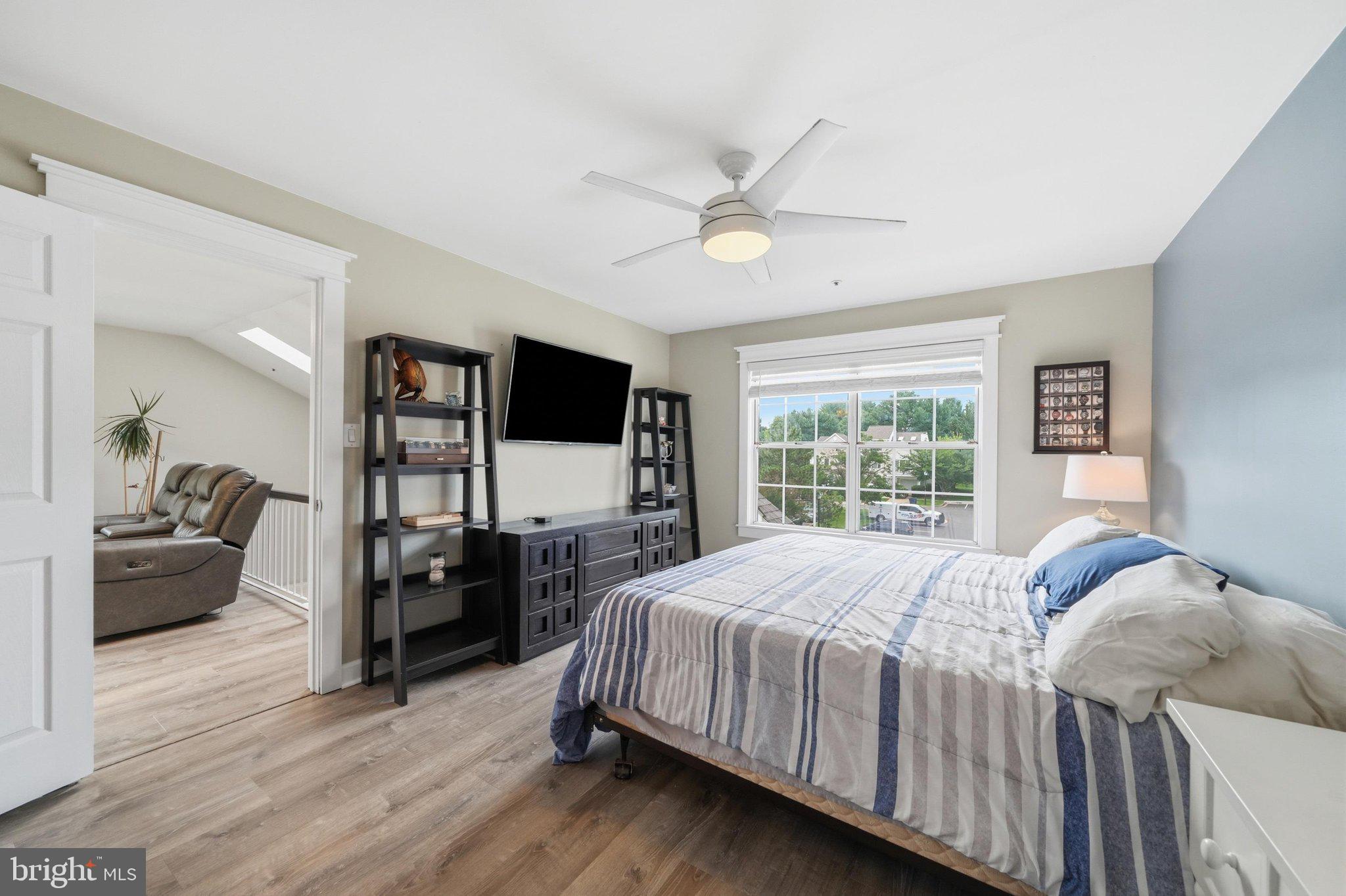 VILL AT MANCHESTER FARMS - Residential