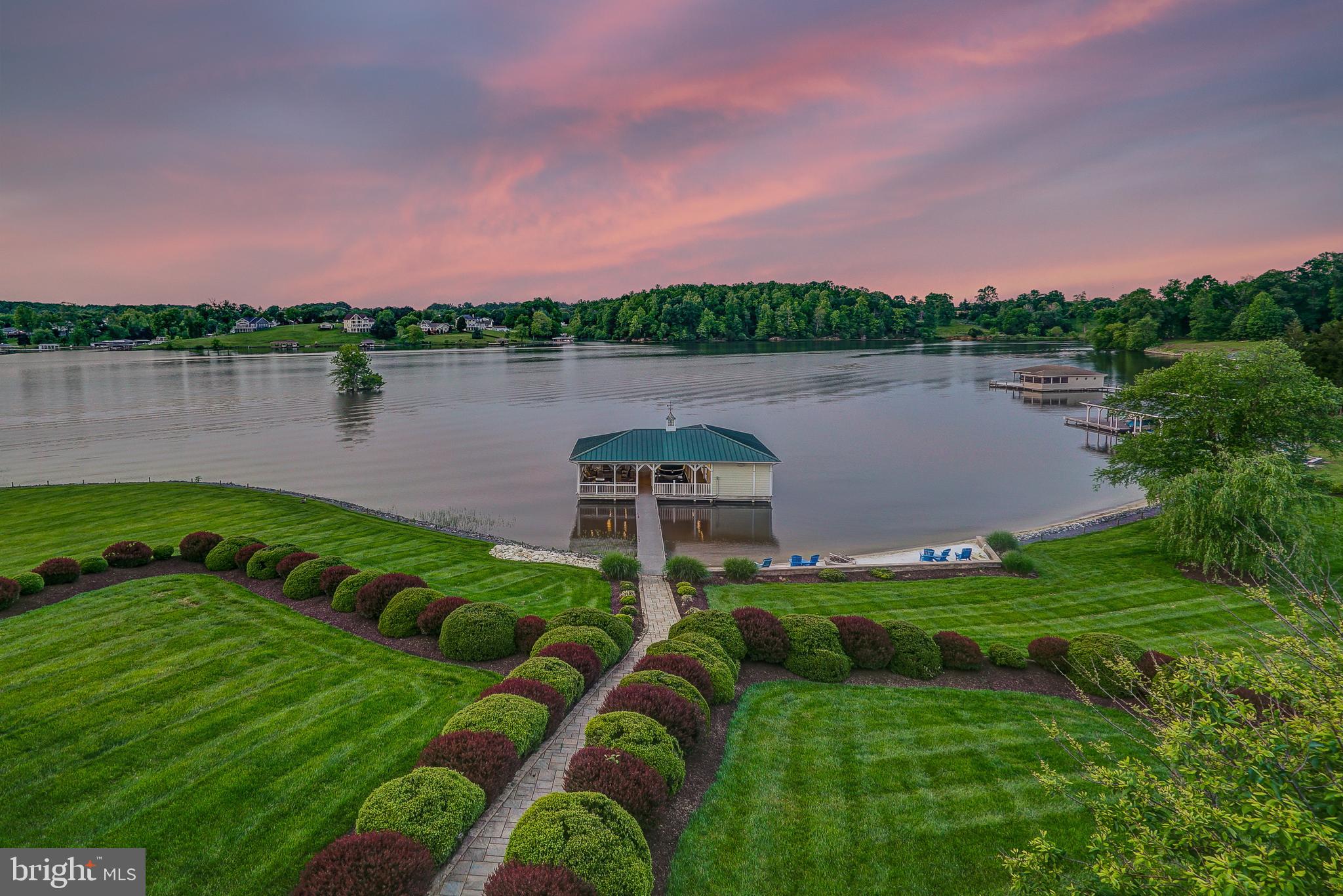 GEORGETOWN ESTATES - Residential