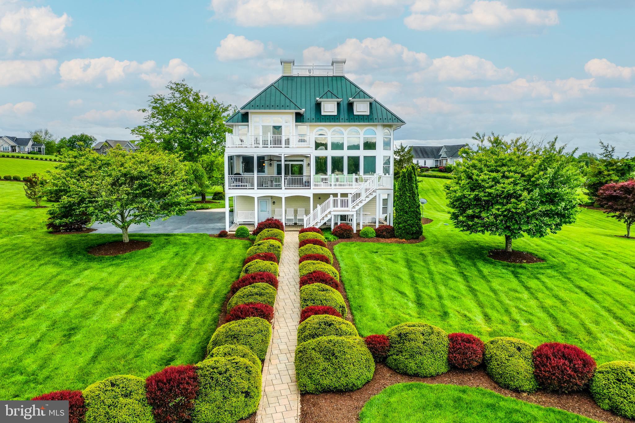 GEORGETOWN ESTATES - Residential