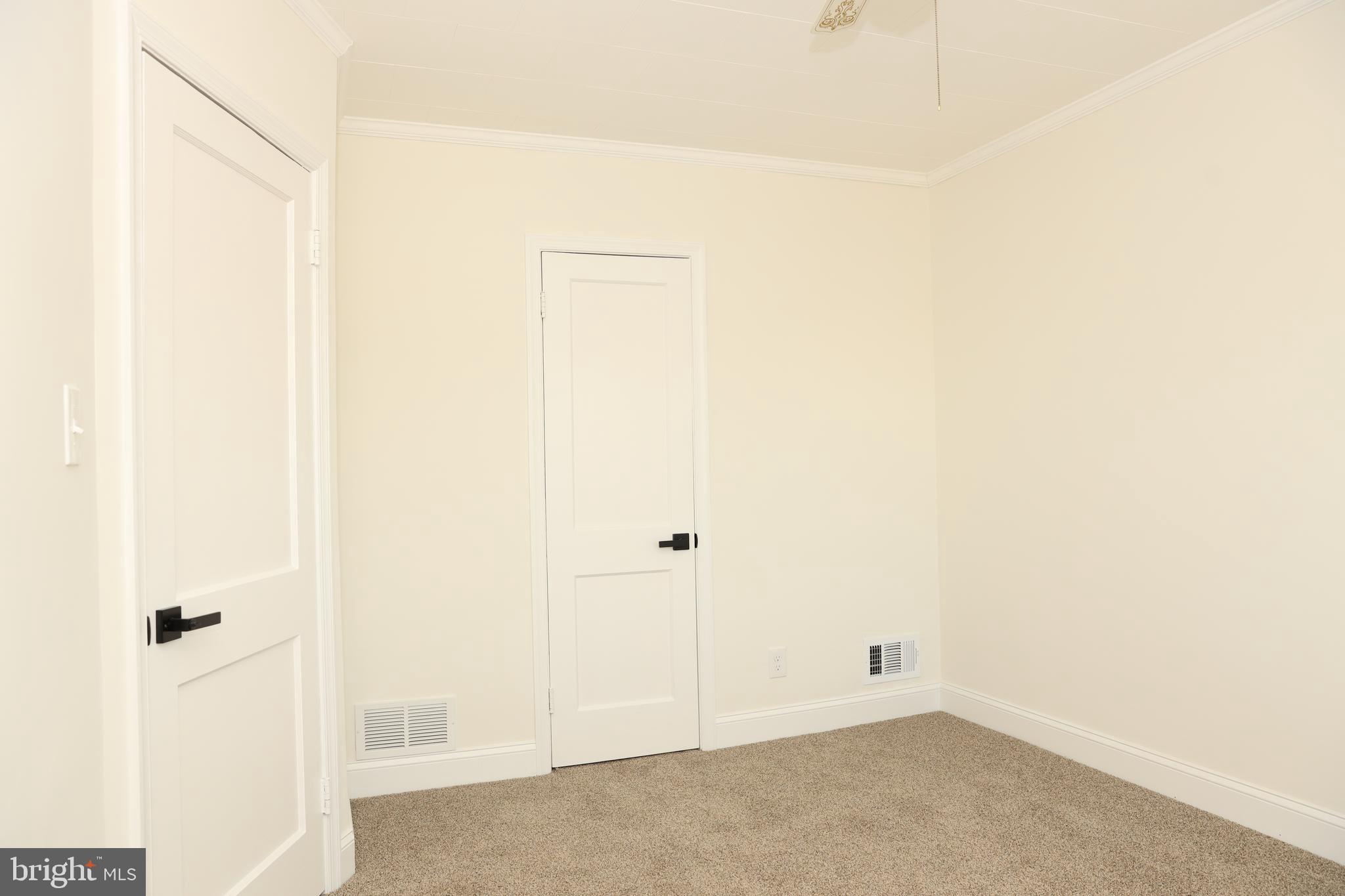 MIDDLESEX - Residential