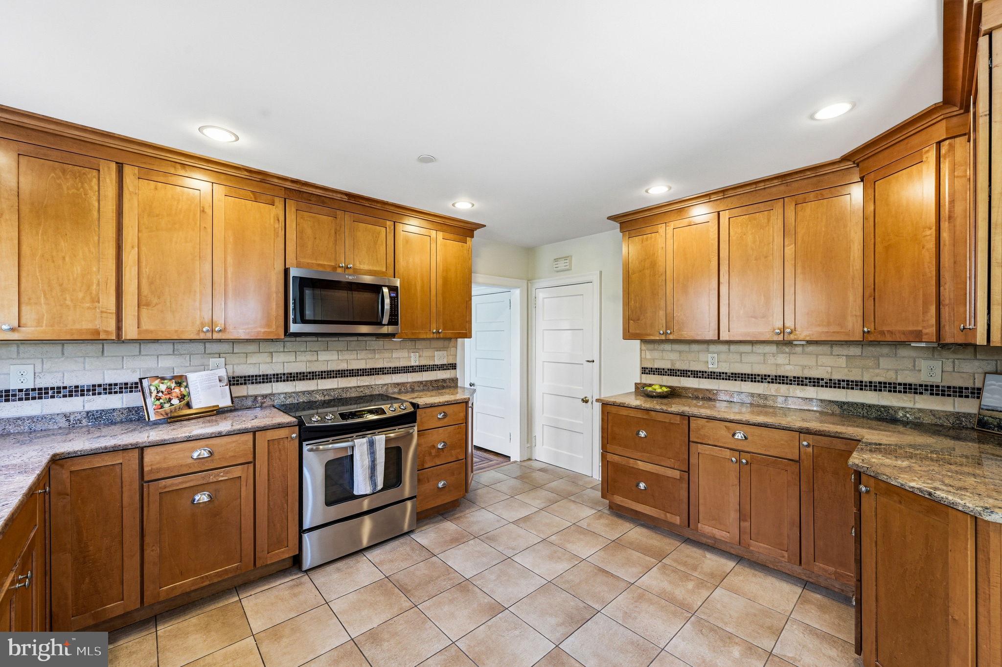 ARDMORE - Residential
