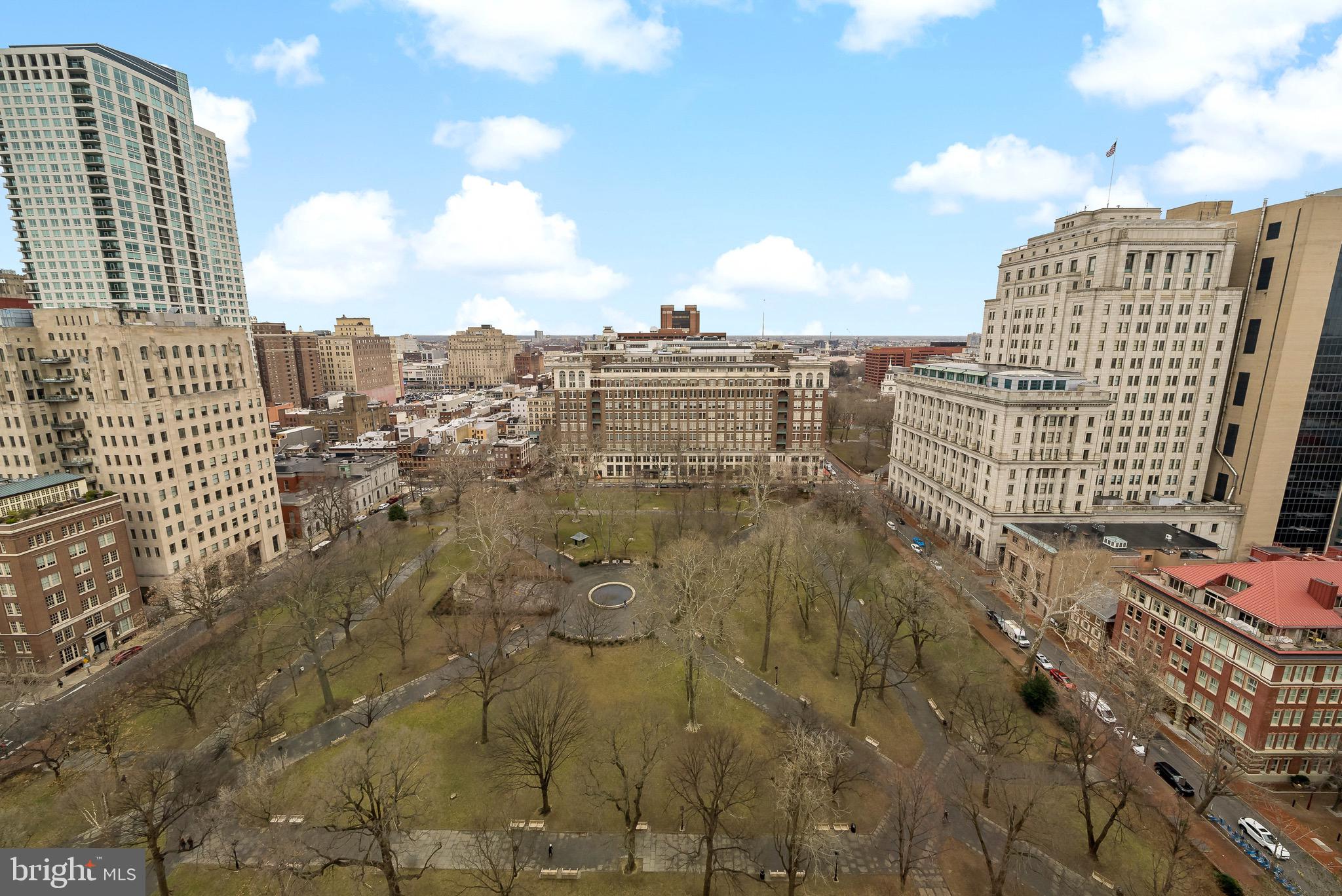 WASHINGTON SQ - Residential