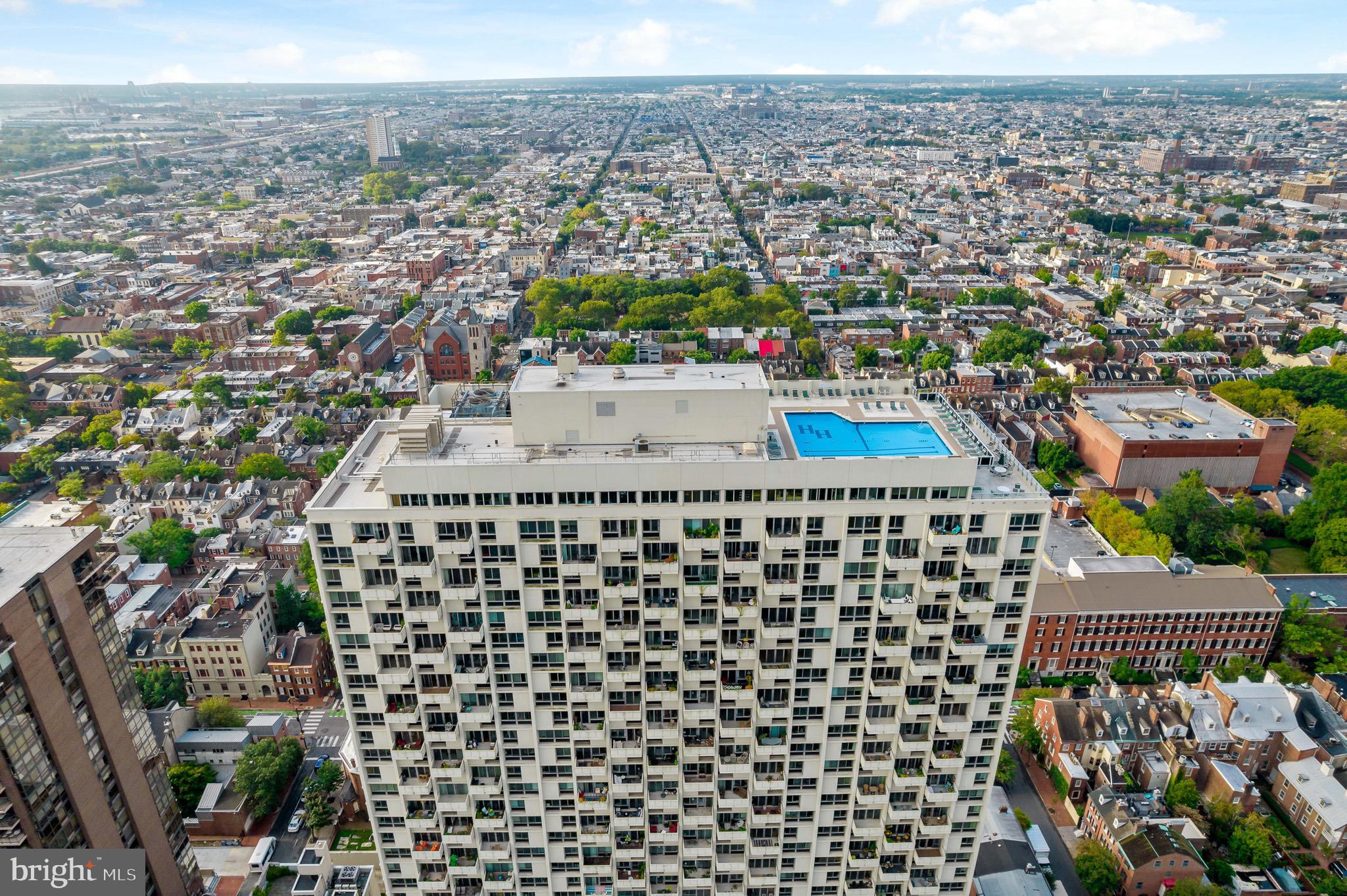 WASHINGTON SQ - Residential