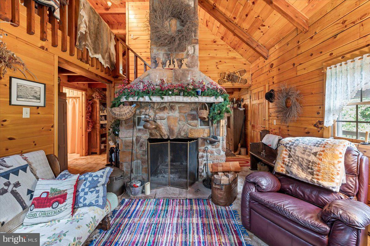 HICKORY RUN FOREST - Residential
