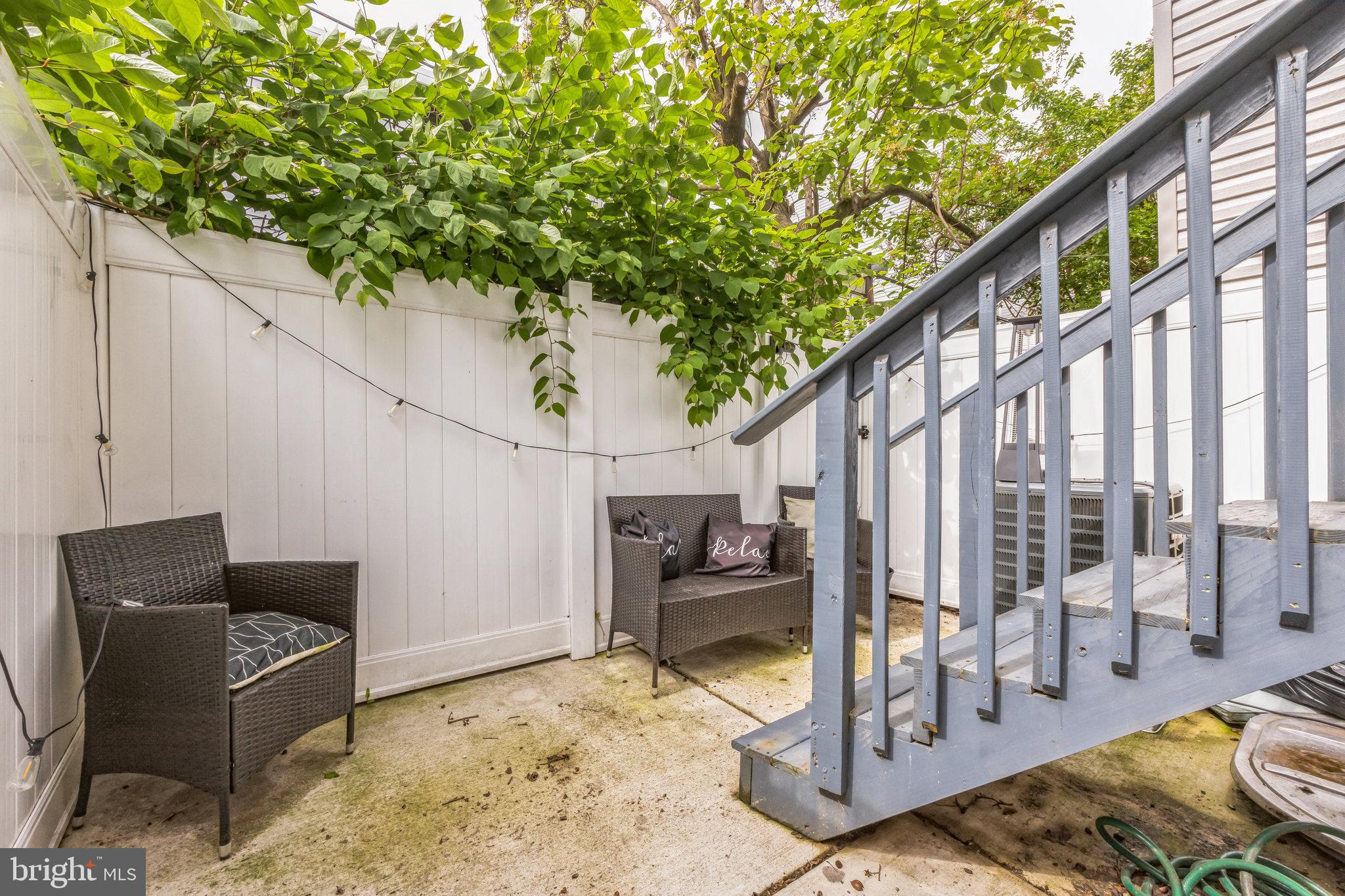 LOWER MOYAMENSING - Residential Lease