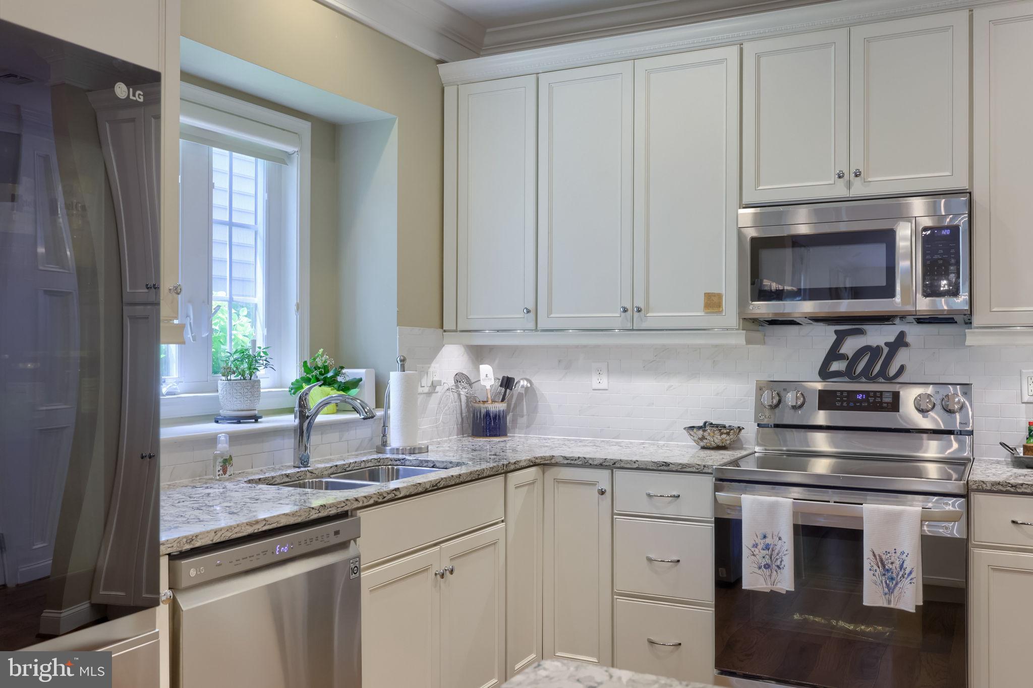 TRADITIONS OF AMERICA AT LITITZ - Residential