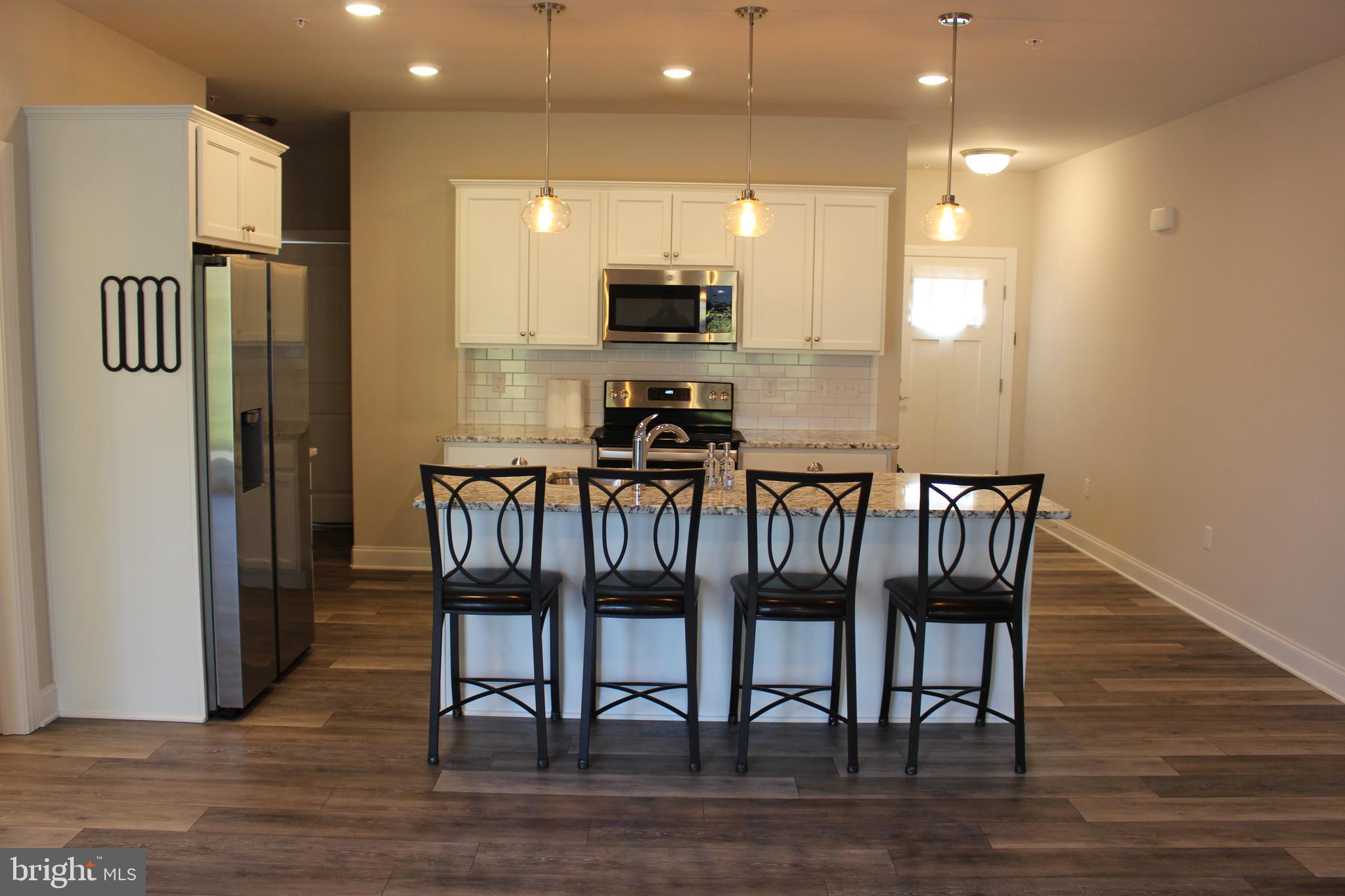 SPRING ROCK - Residential Lease