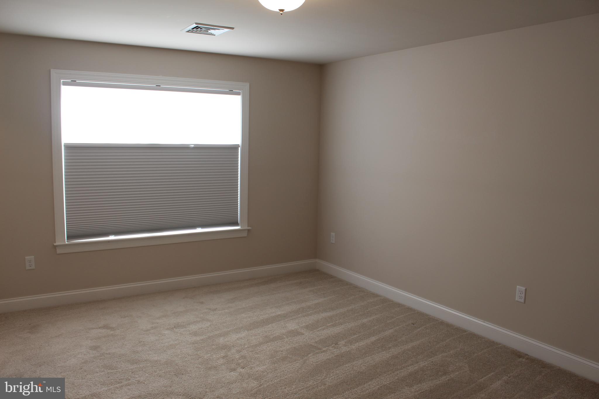 SPRING ROCK - Residential Lease