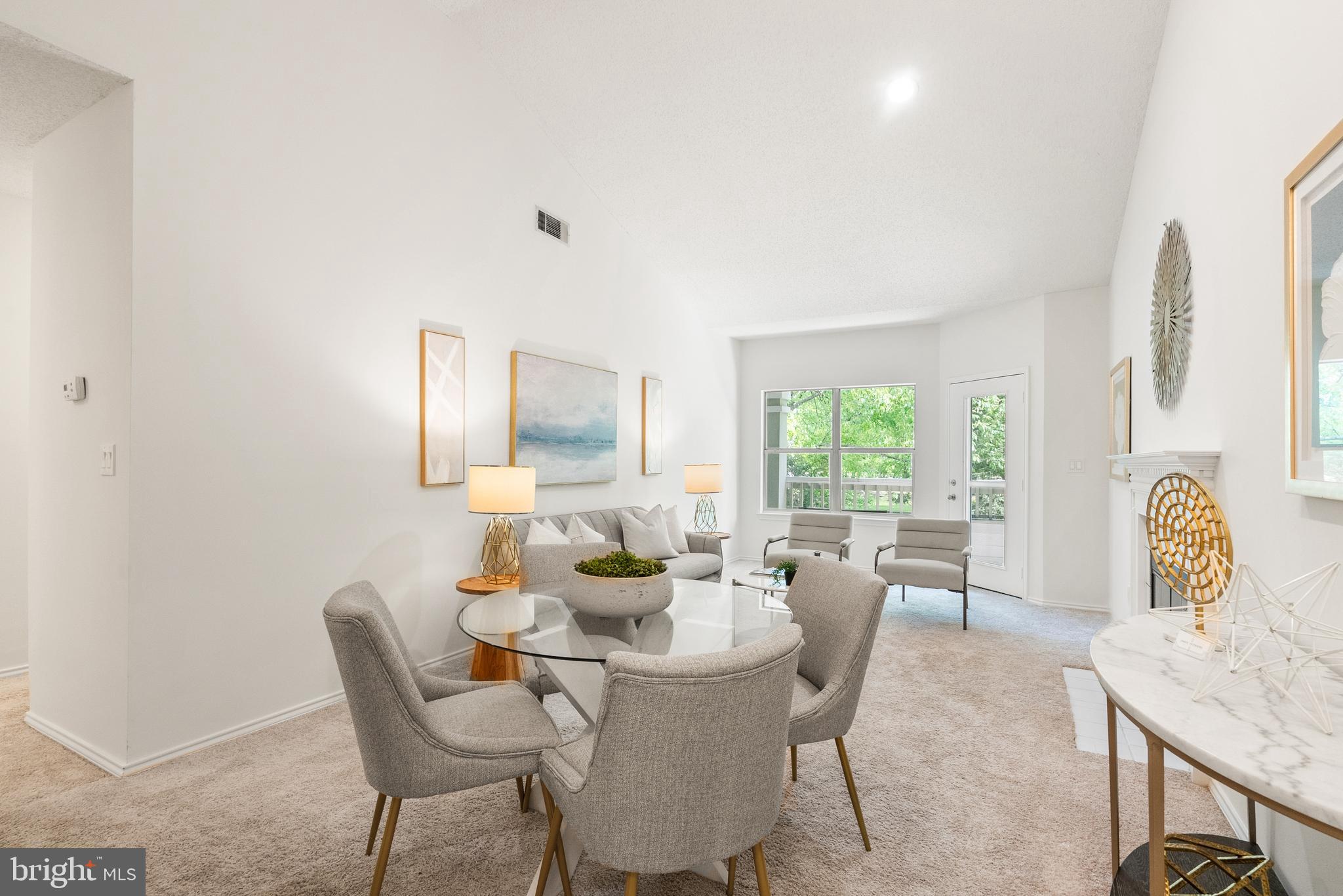 STONECROFT CONDO - Residential