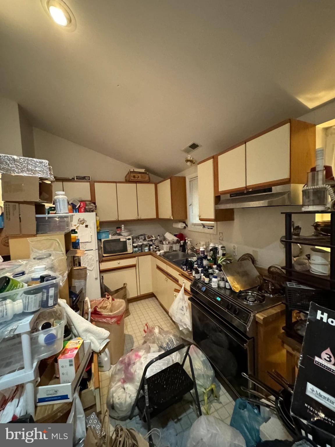 MADISON HEIGHTS - Residential