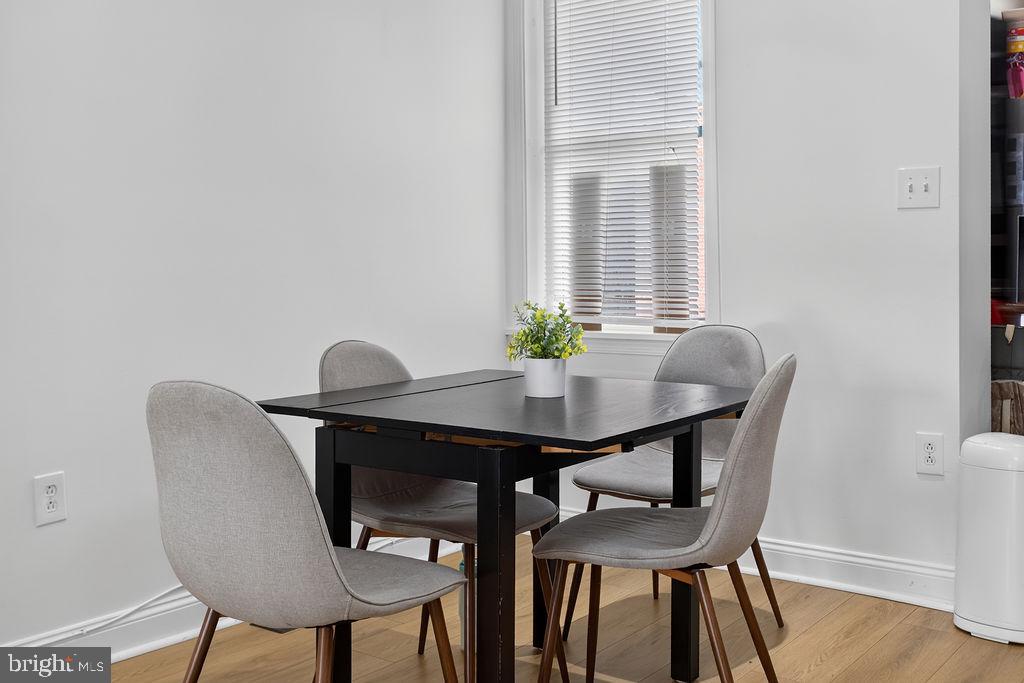 WEST OAK LANE - Residential