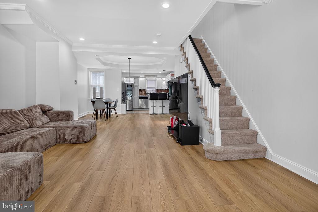 WEST OAK LANE - Residential