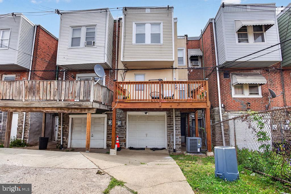 WEST OAK LANE - Residential