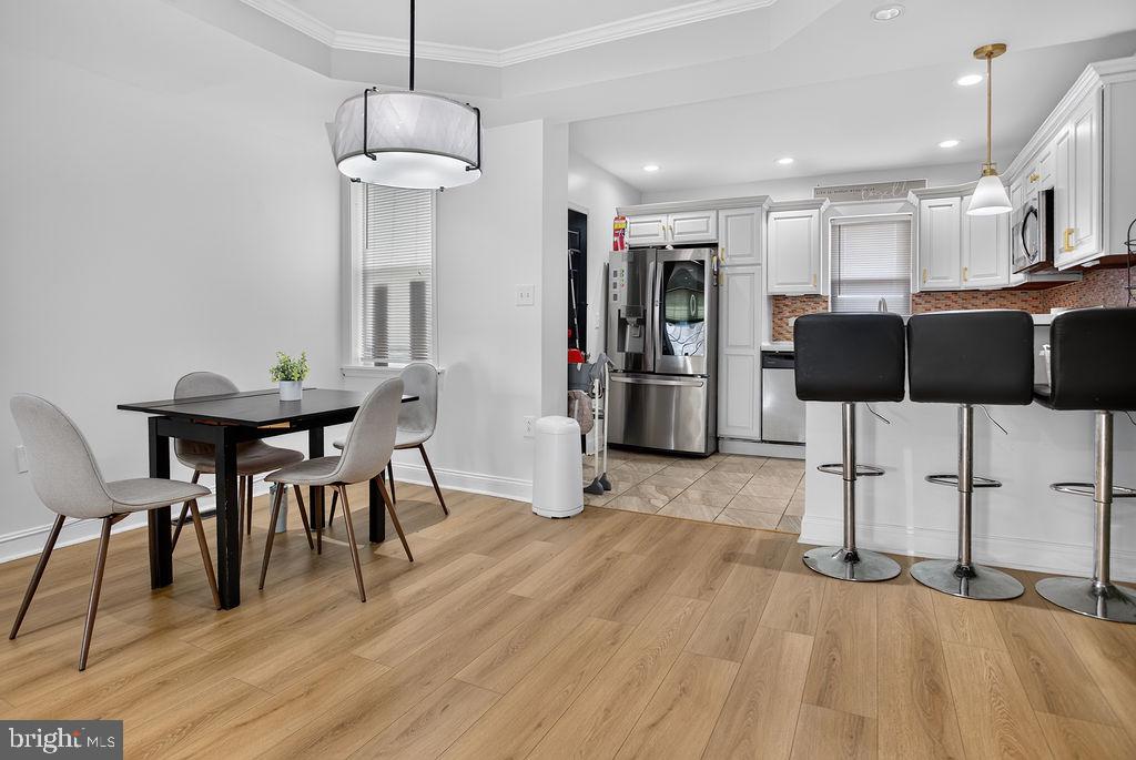 WEST OAK LANE - Residential