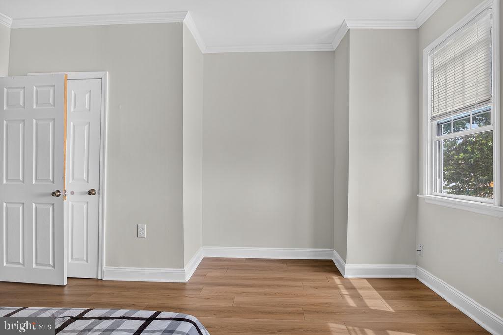 WEST OAK LANE - Residential