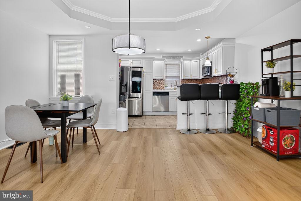 WEST OAK LANE - Residential
