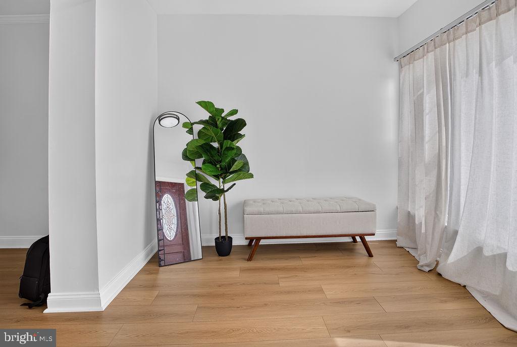 WEST OAK LANE - Residential