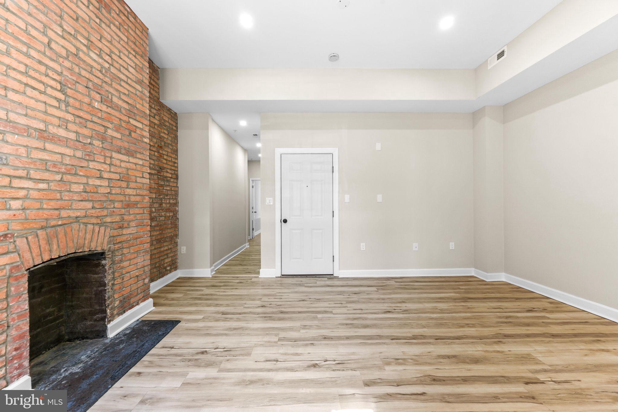 BARCLAY - Residential