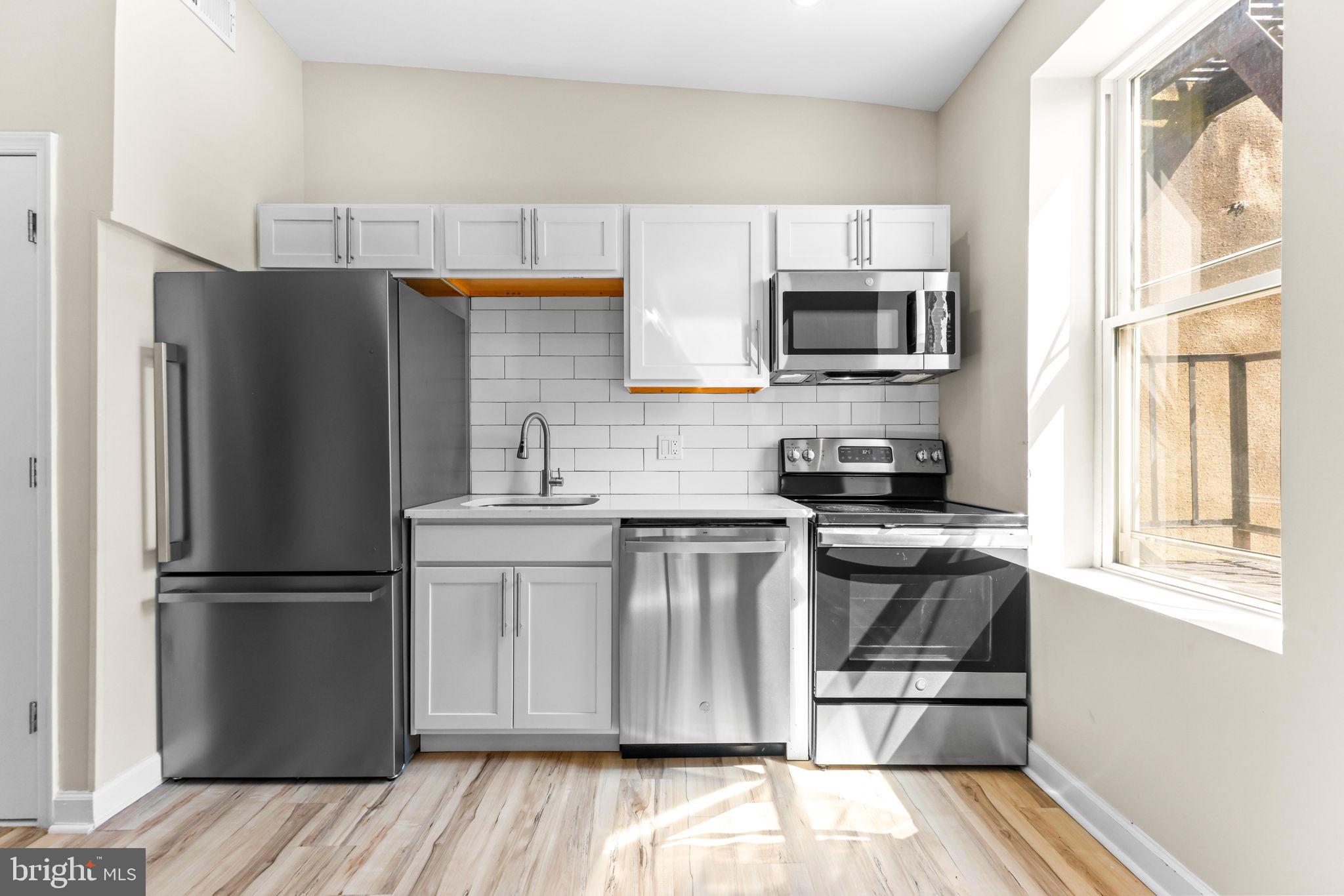 BARCLAY - Residential