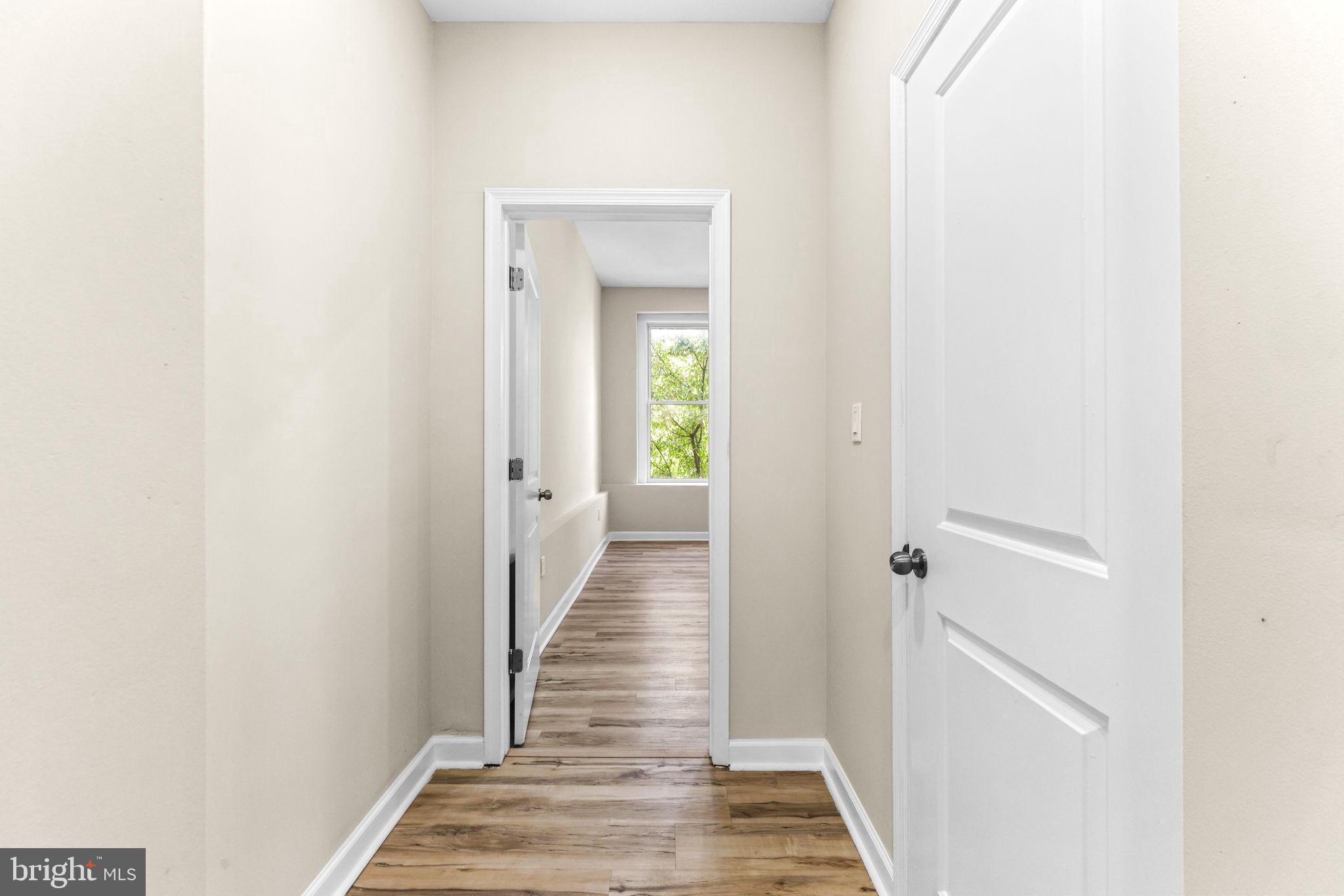 BARCLAY - Residential