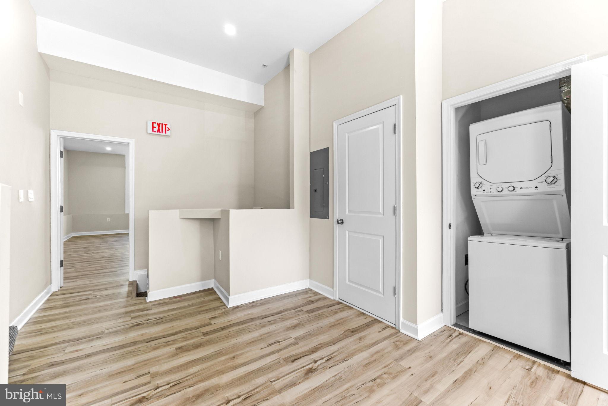 BARCLAY - Residential