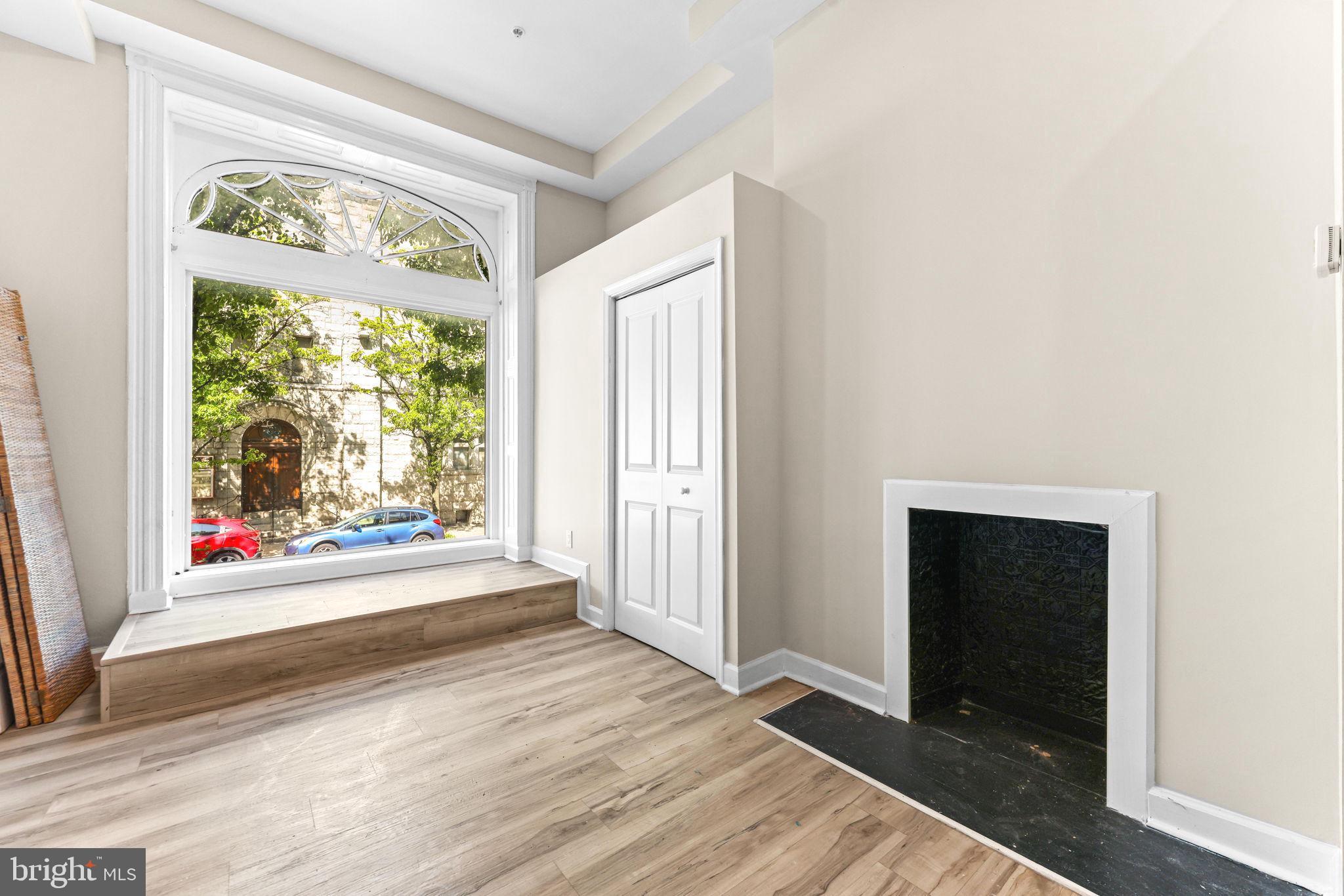 BARCLAY - Residential