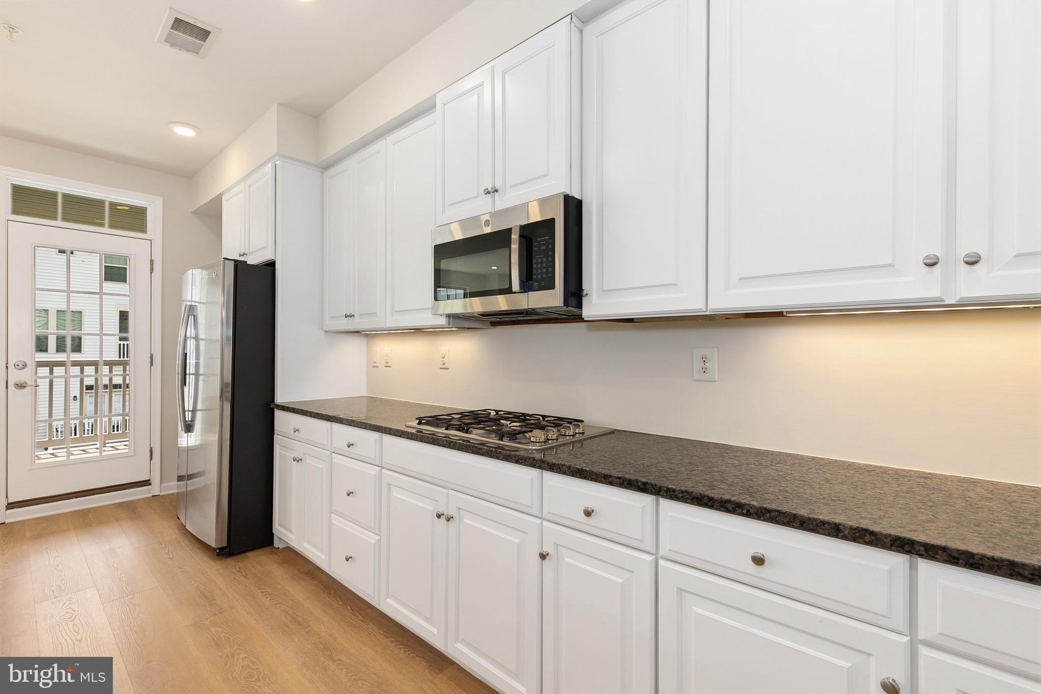 PINEY ORCHARD - Residential