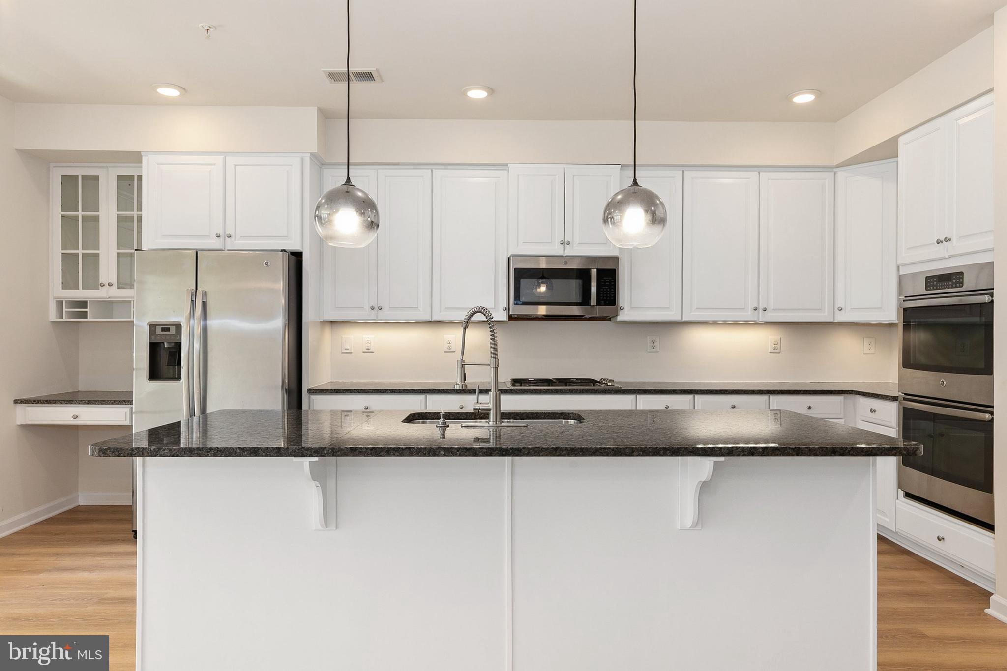 PINEY ORCHARD - Residential