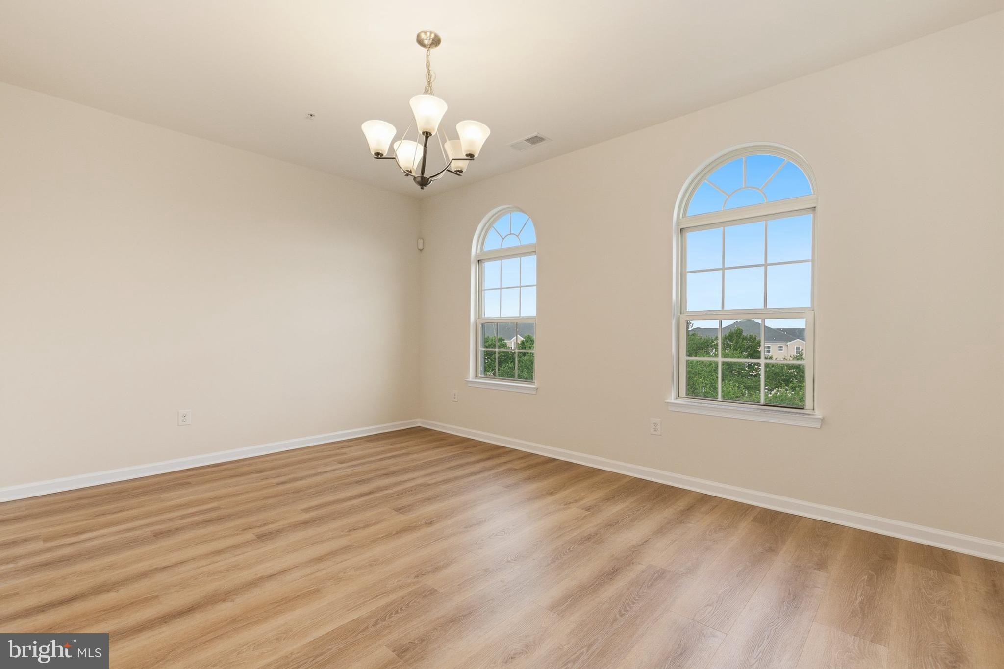 PINEY ORCHARD - Residential