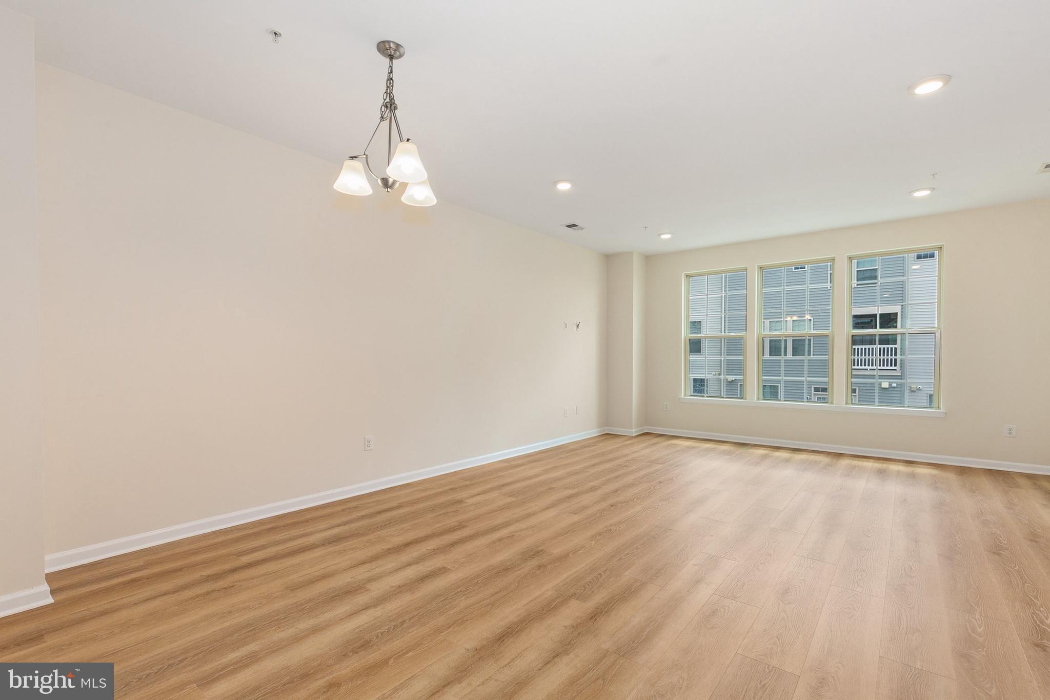 PINEY ORCHARD - Residential