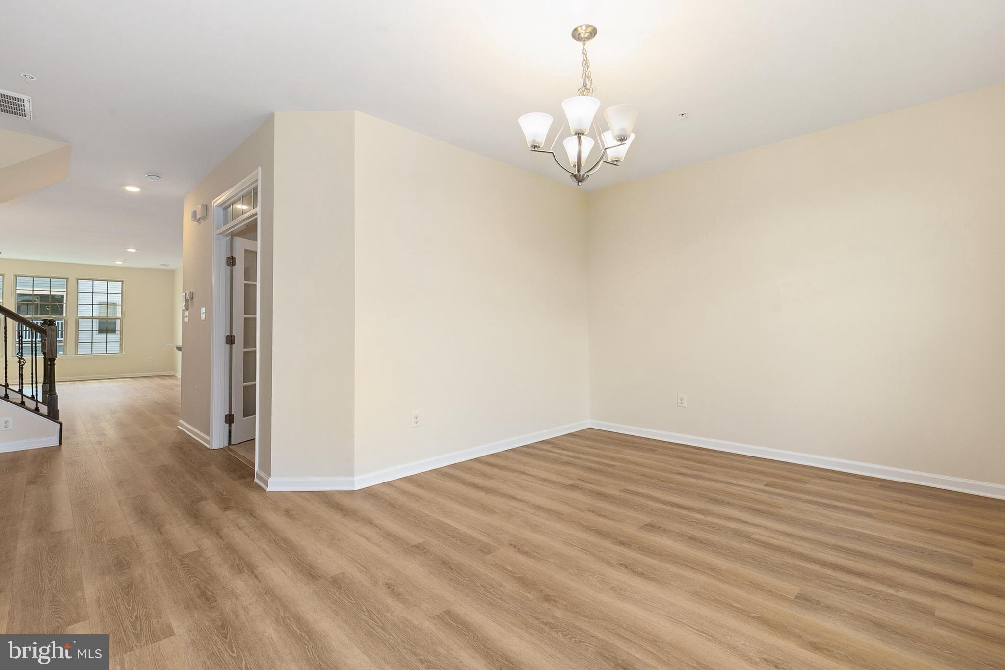 PINEY ORCHARD - Residential