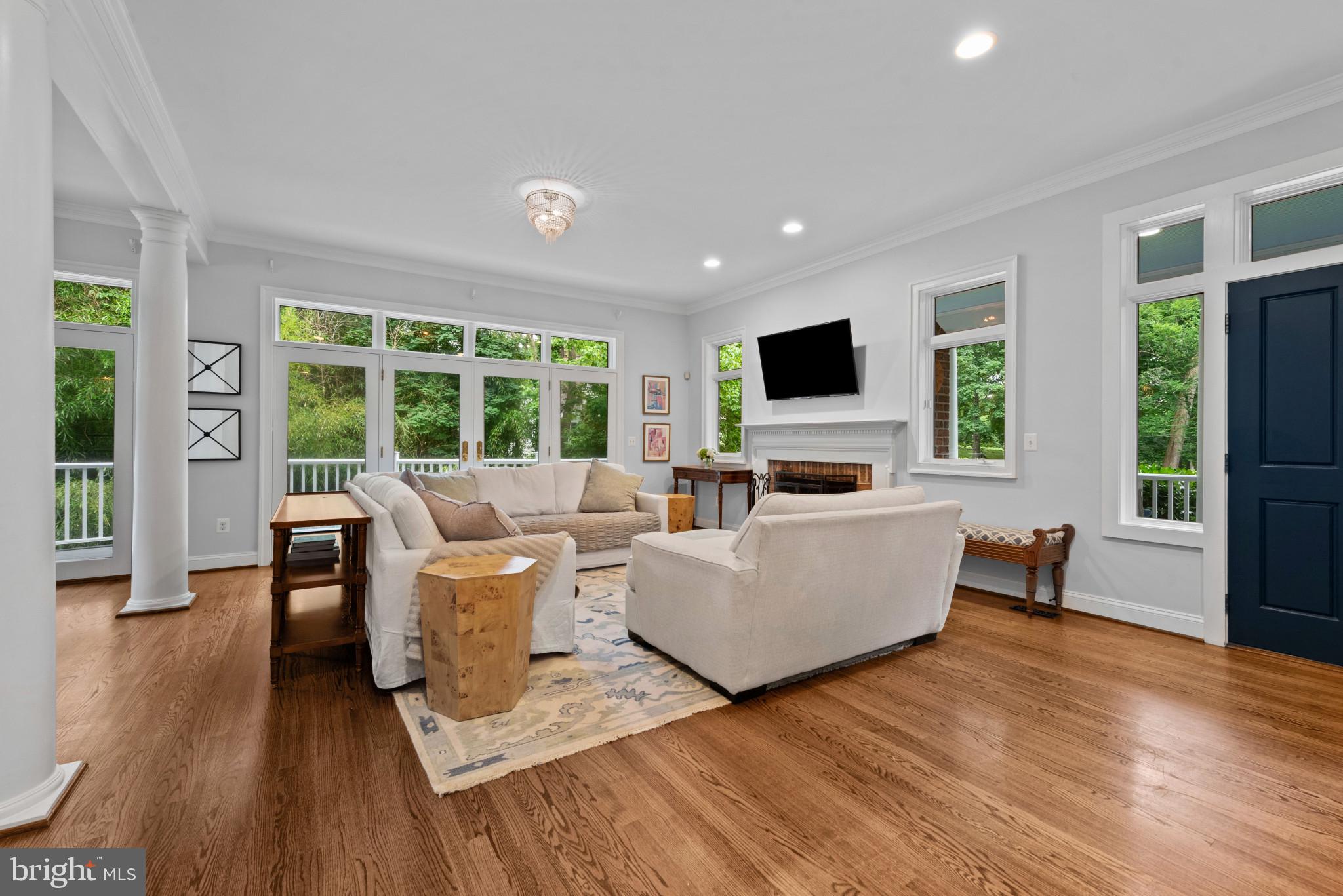 RUXTON - Residential